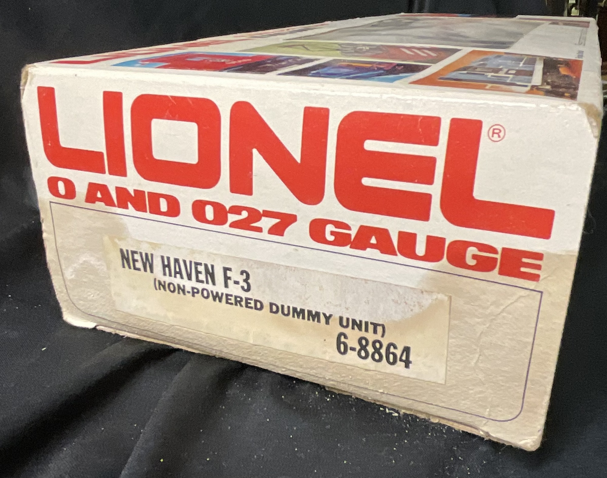 Lionel O Gauge 6-8864 New Haven F-3 Non-Powered Dummy Diesel B-Unit