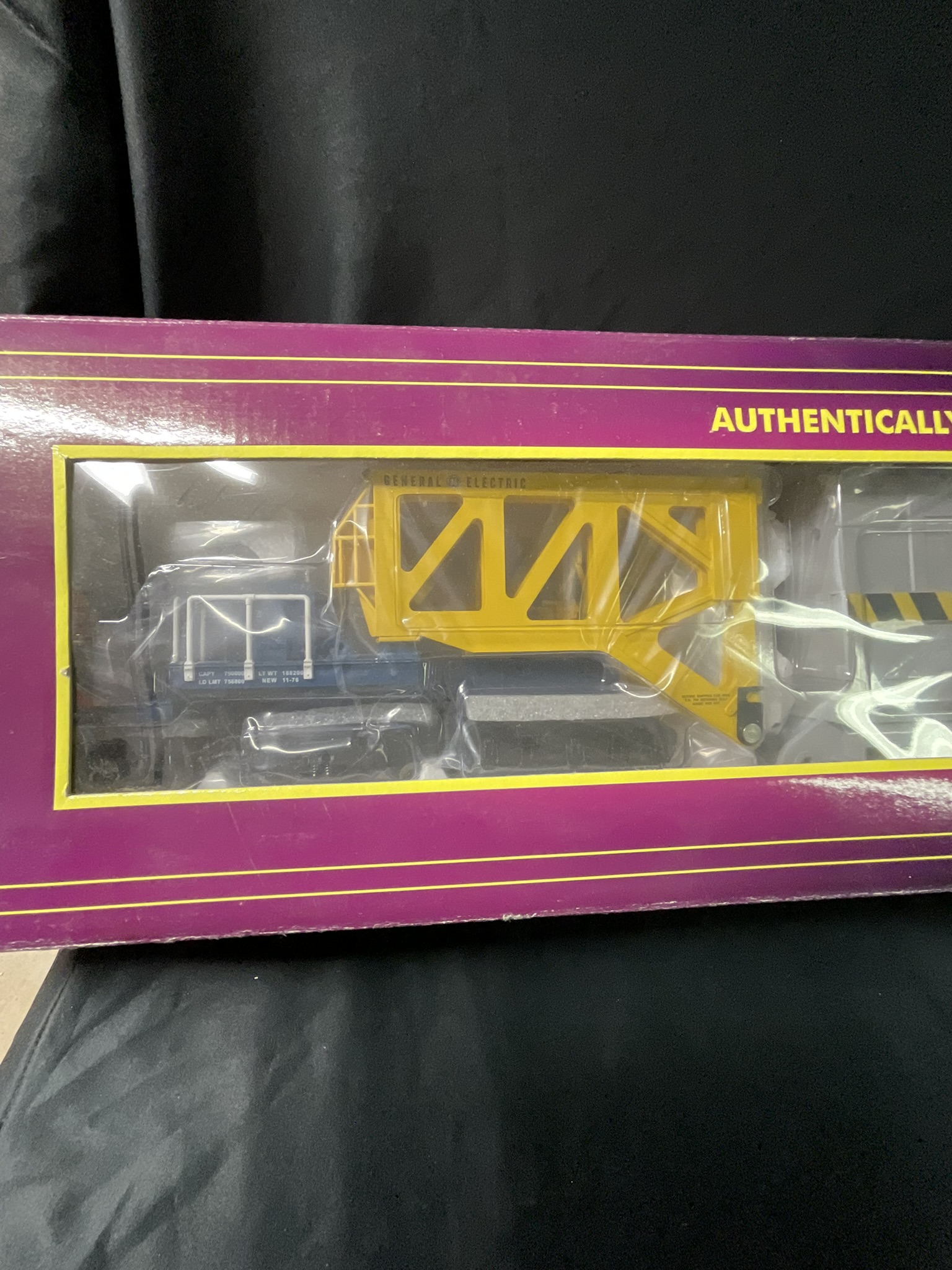 M.T.H. Electric Trains Premier O Scale General Electric Schnabel Flatcar 20-98494