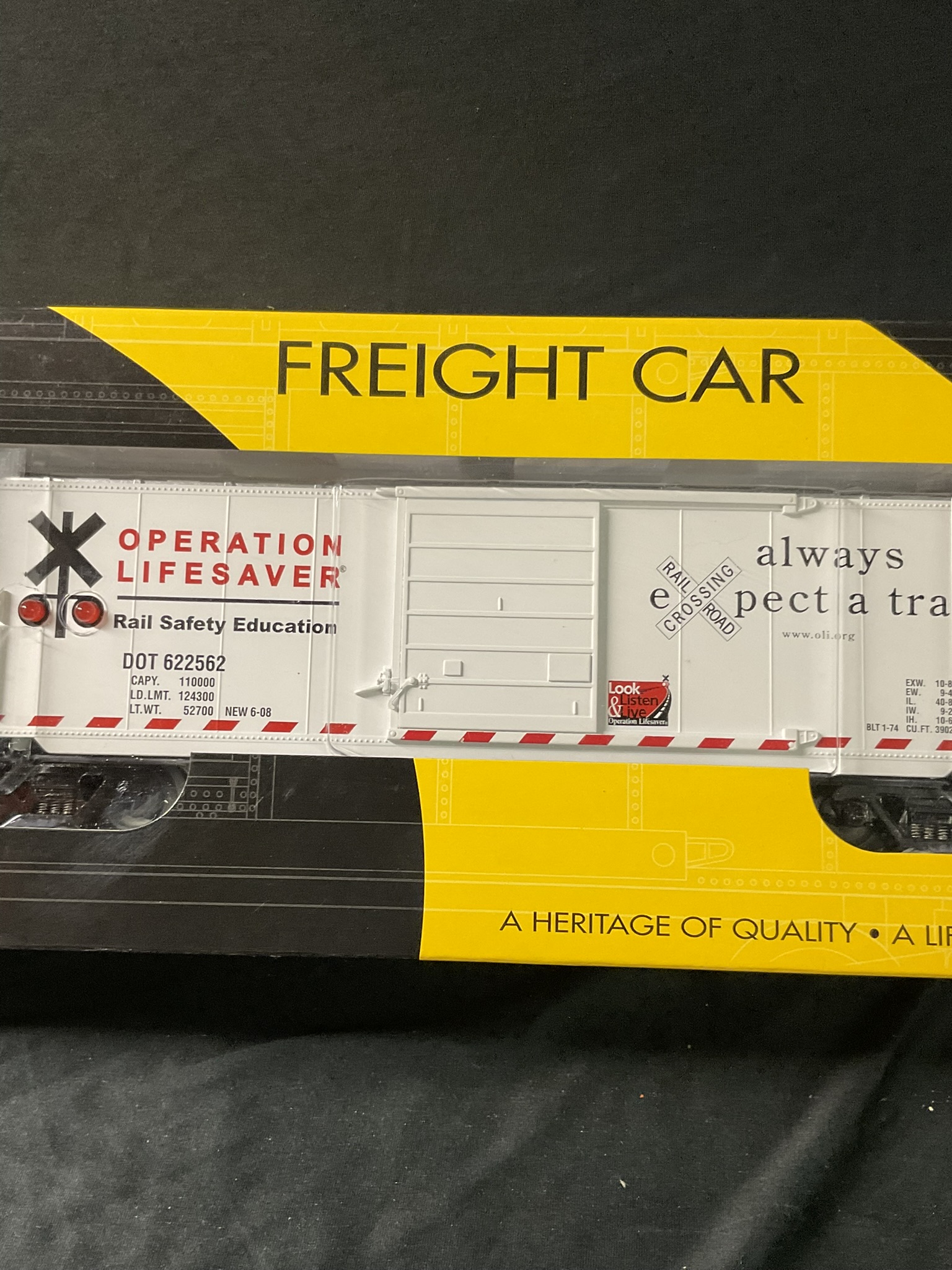 K-Line by Lionel Operation Lifesaver Boxcar with Flashing Lights 6-22562