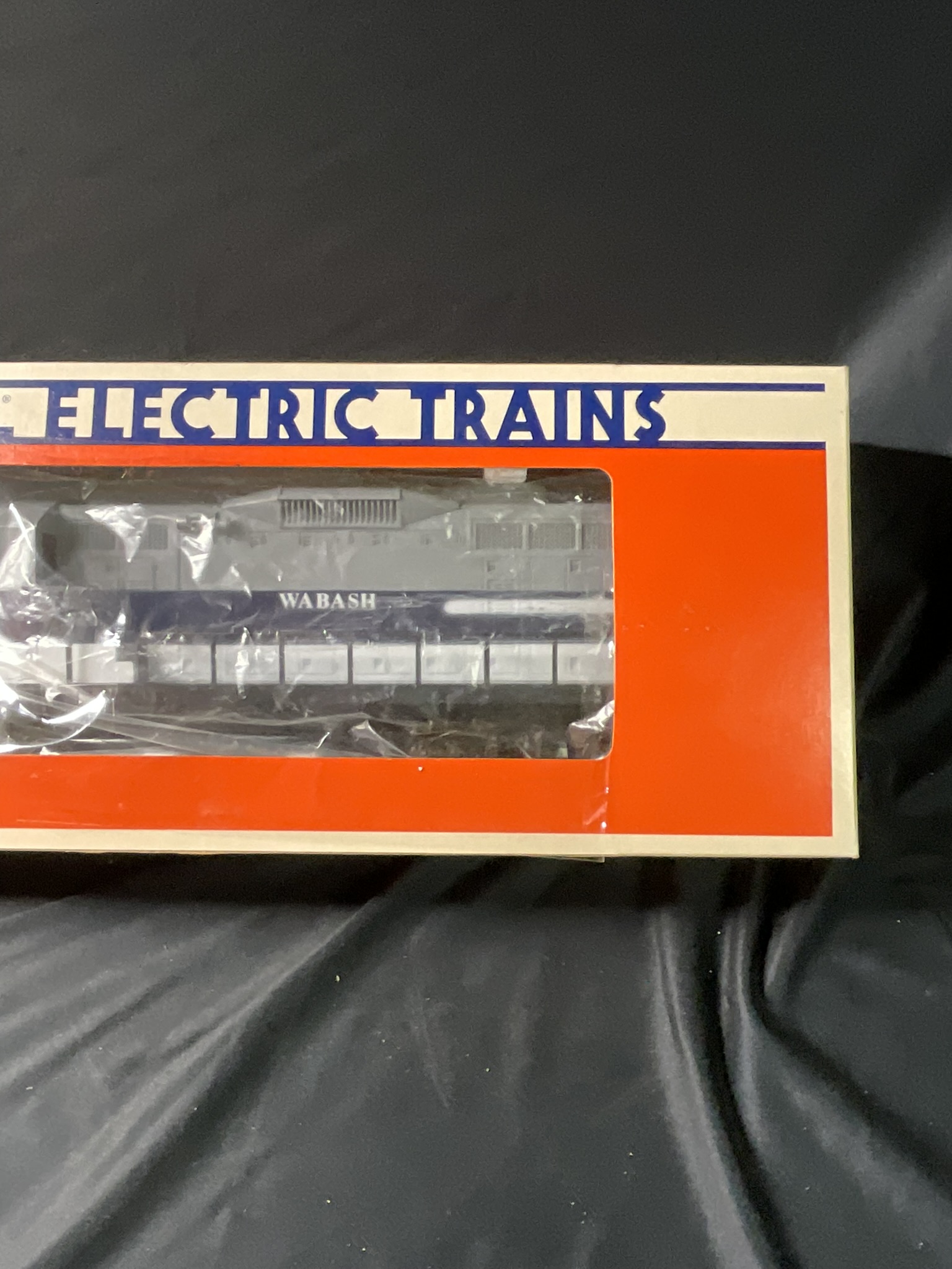 Lionel O/O-27 Gauge Wabash GP-9 Diesel Locomotive No. 6-8587