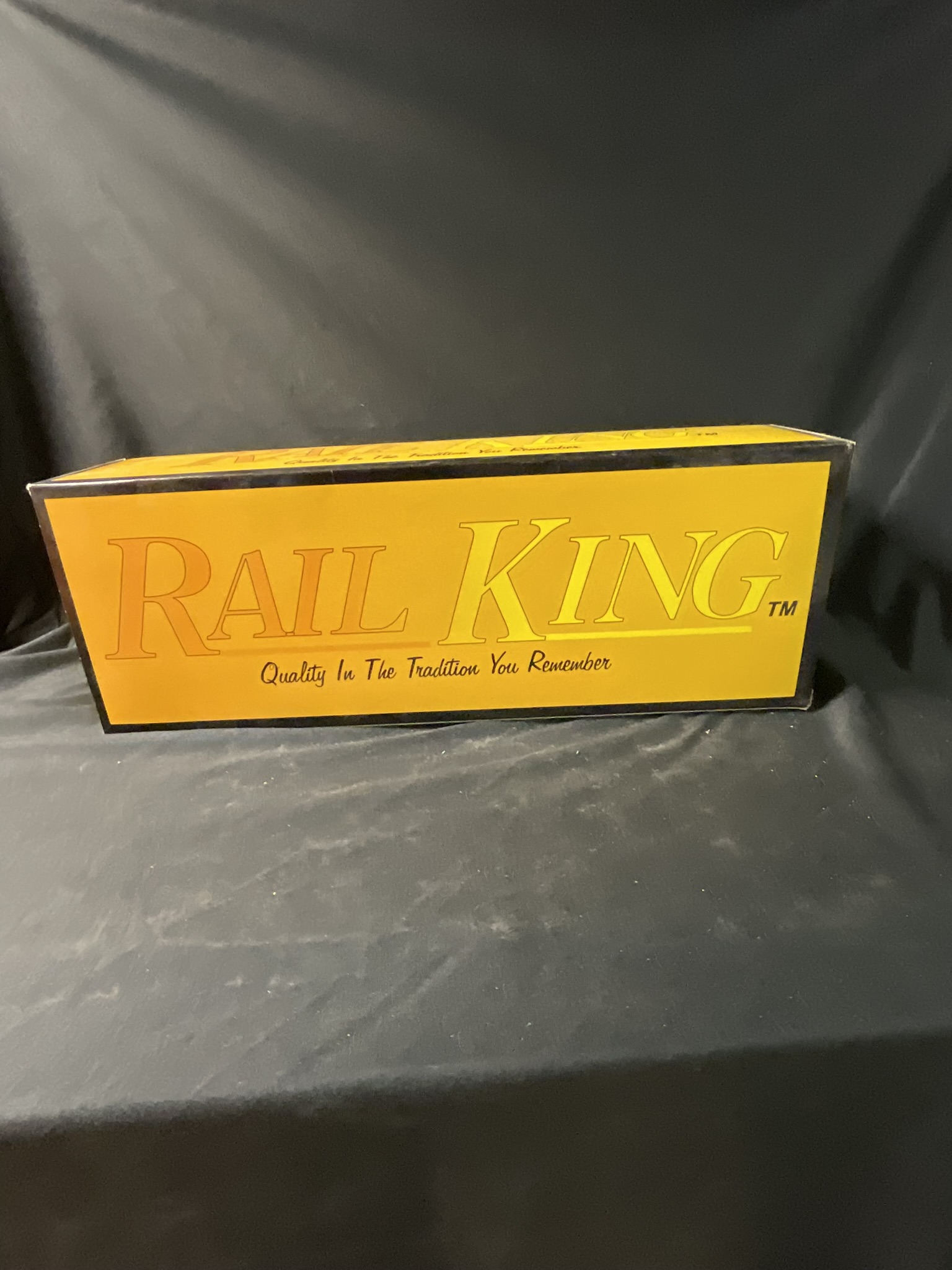 Rail King by MTH Electric Trains 1997 Holiday Box Car Item No. 30-7416