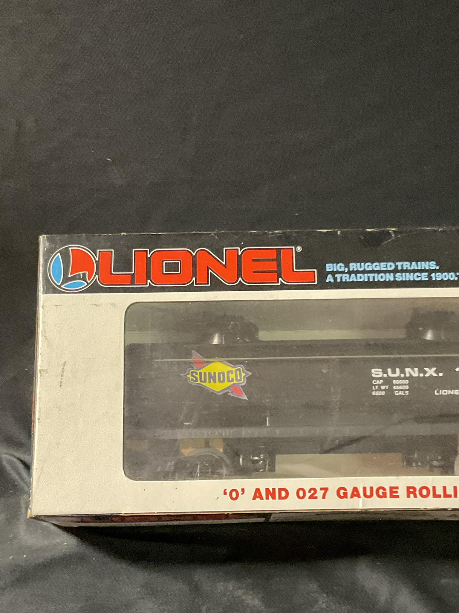 Lionel O Gauge Sunoco Two-Dome Tank Car 6-16107
