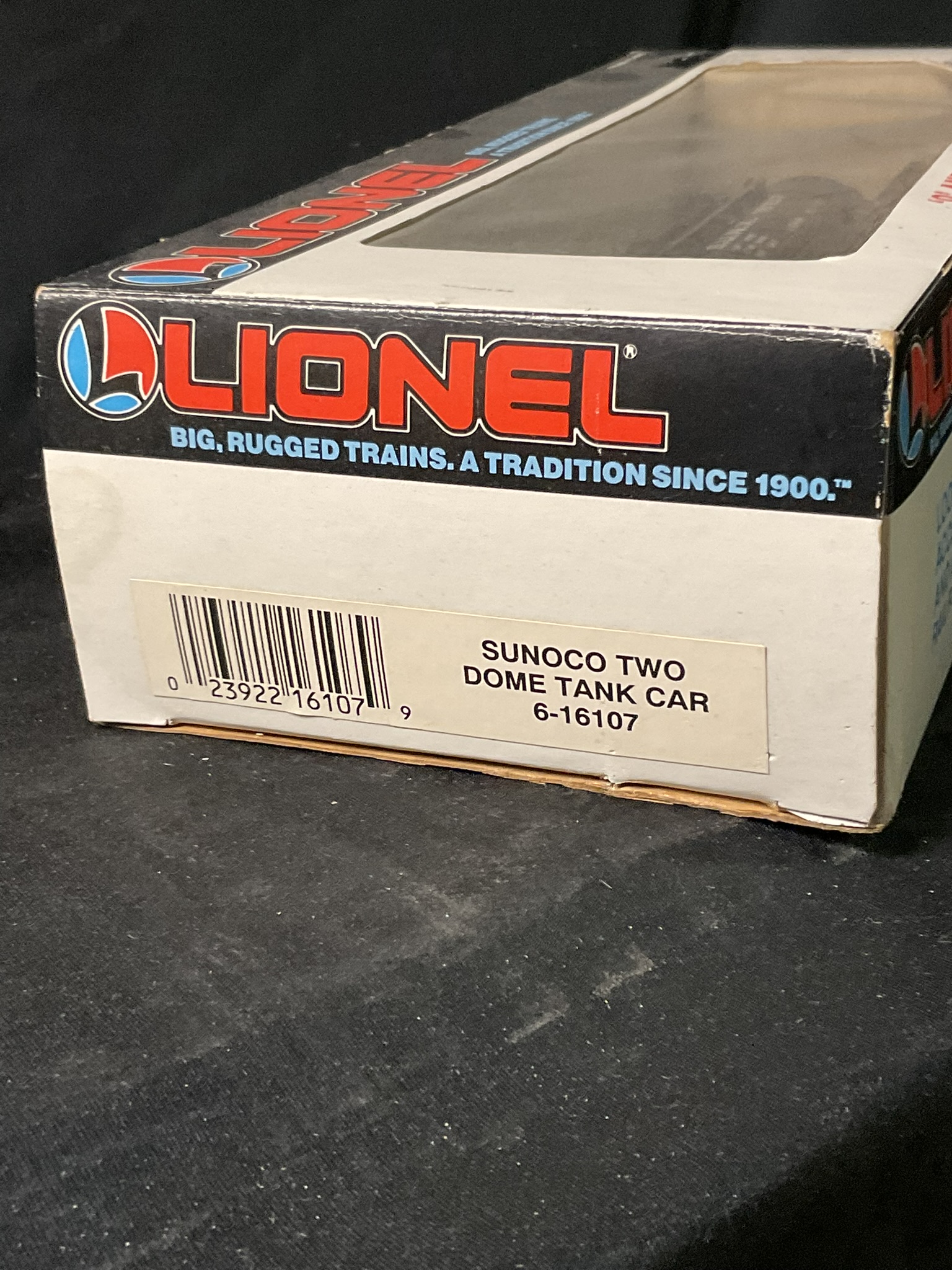 Lionel O Gauge Sunoco Two-Dome Tank Car 6-16107
