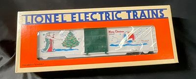 Lionel 6-19945 1996 Holiday Merry Christmas O-Gauge Boxcar with Original Box. This is a Lionel 