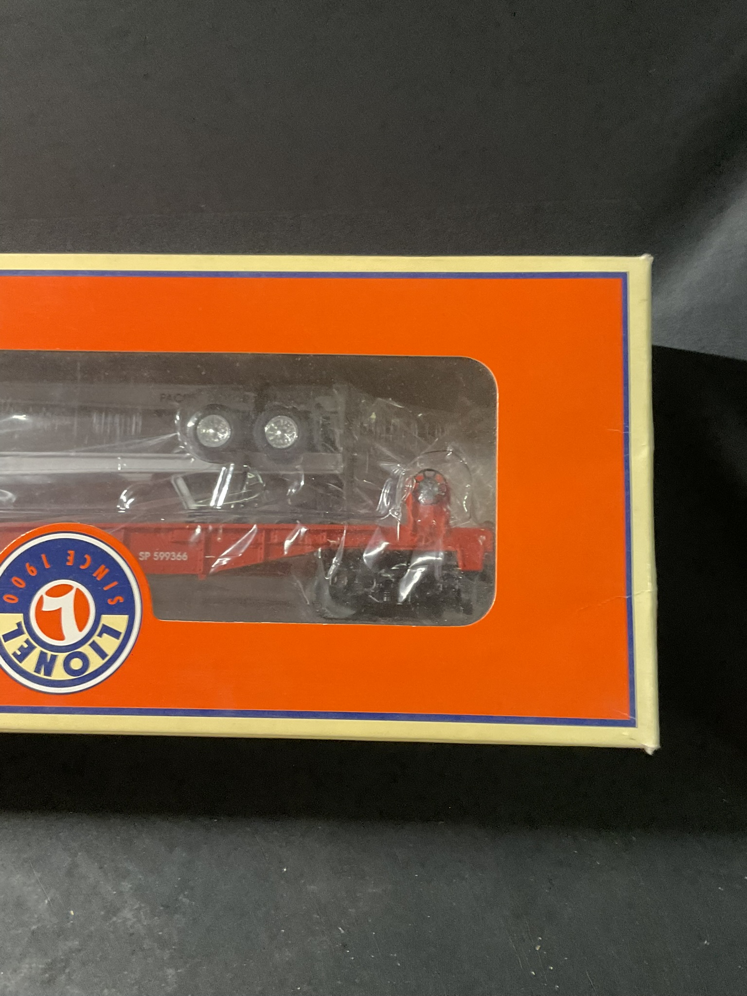 Lionel 6-26058 Southern Pacific Flatcar with Two Trailer Frames O-Gauge