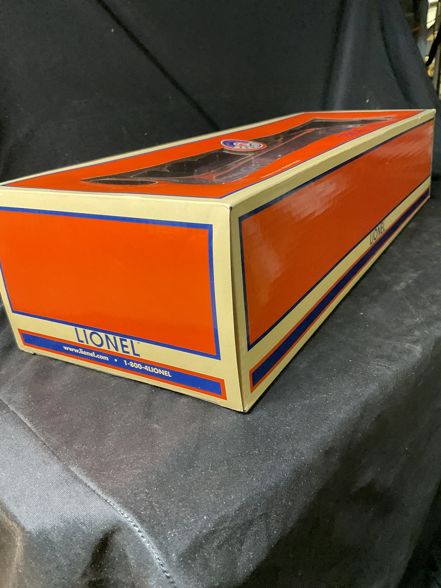 Lionel Chicago & North Western Double Door Boxcar No. 6-29344