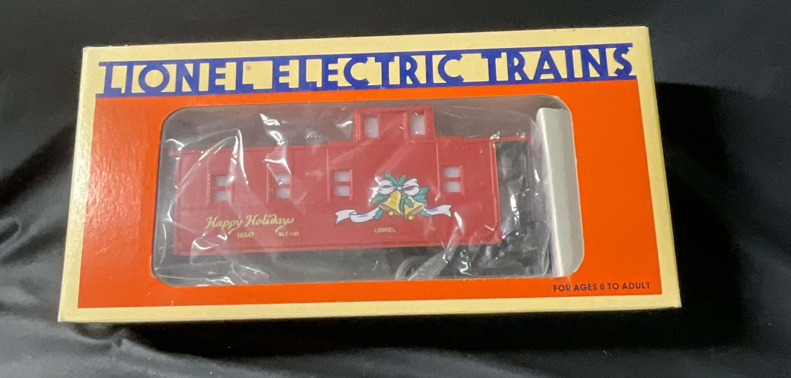Lionel O-Gauge 6-16547 Christmas Square-Window Caboose in Original Box