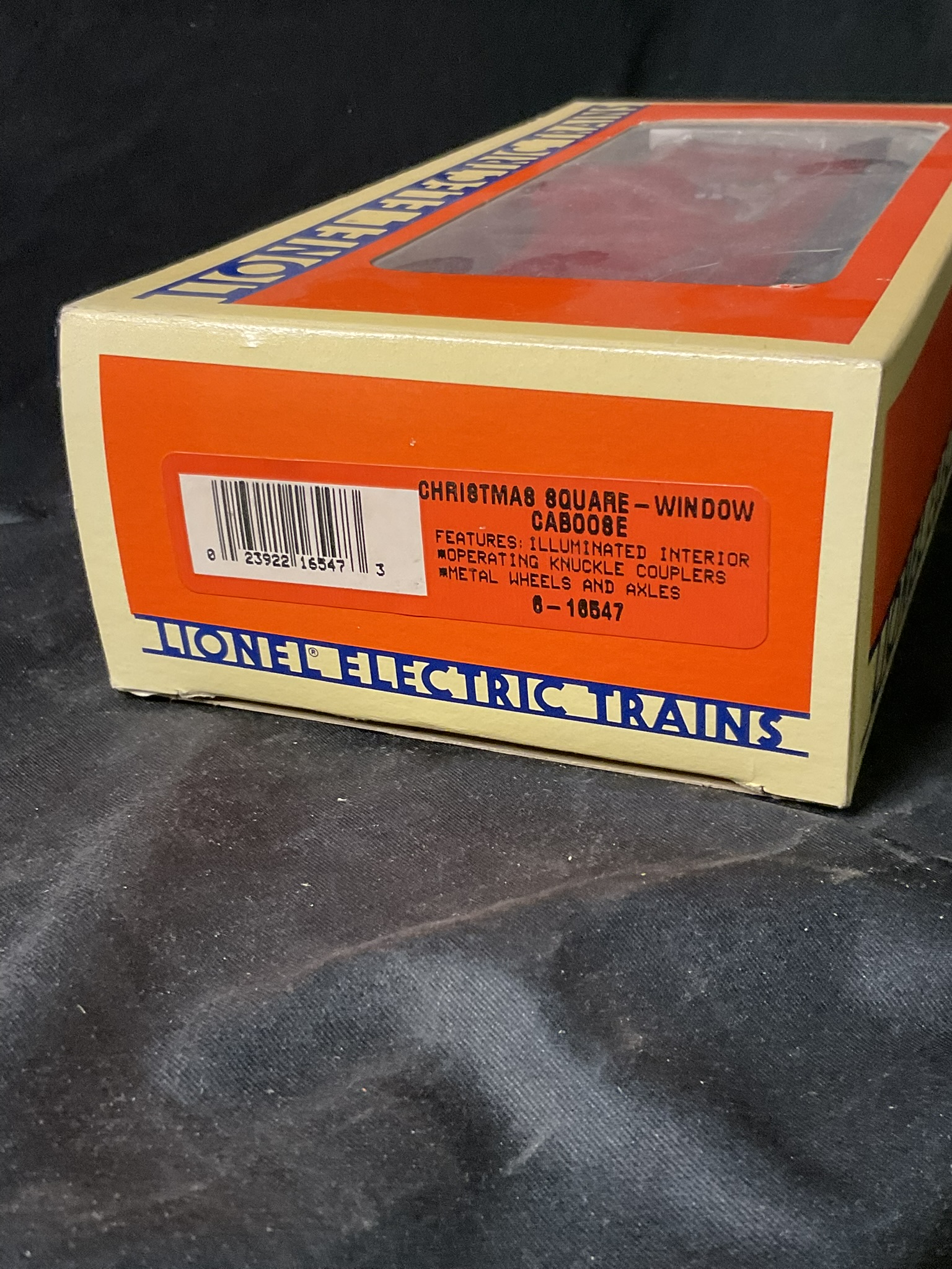 Lionel O-Gauge 6-16547 Christmas Square-Window Caboose in Original Box