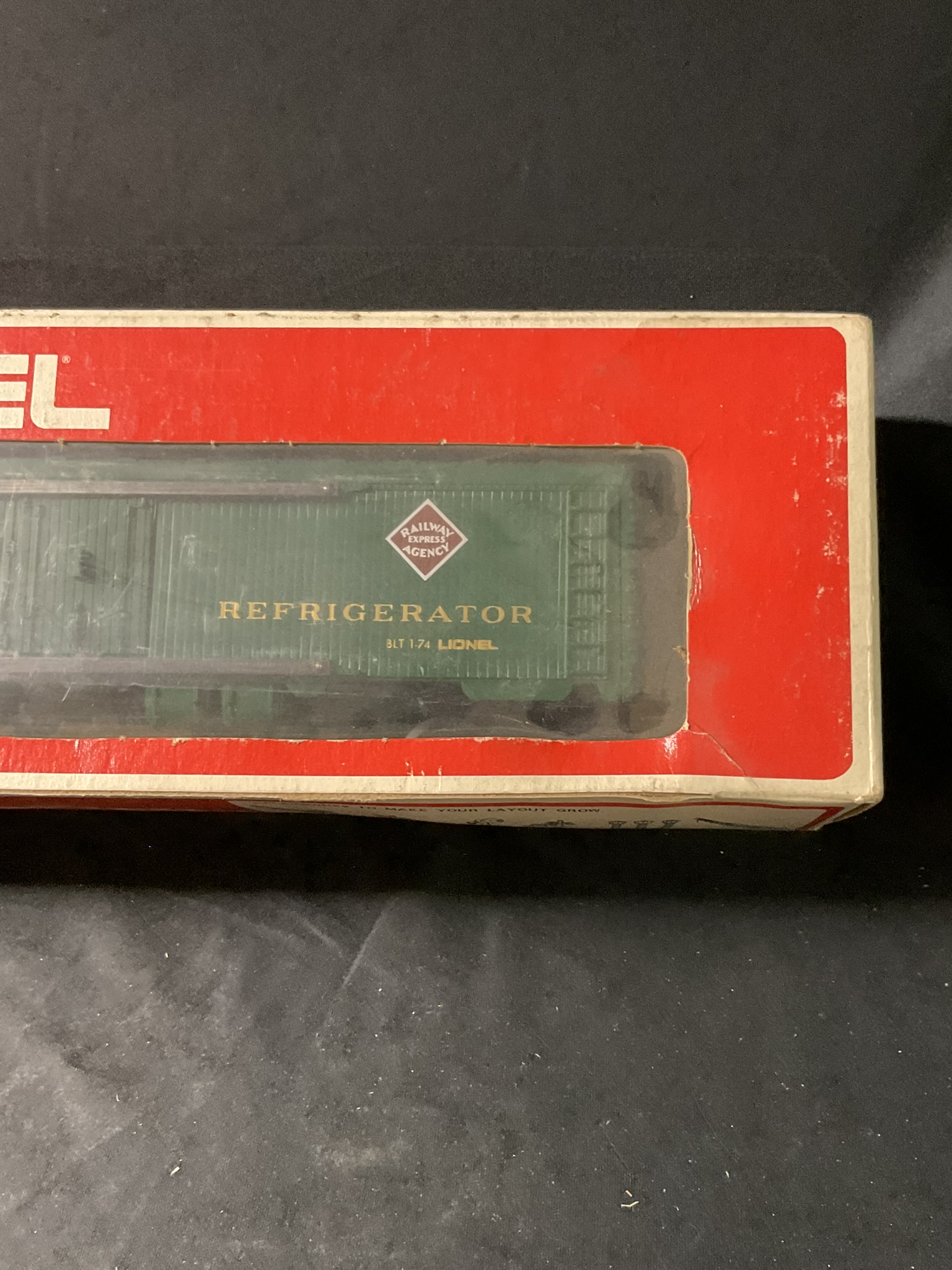 Lionel 6-9863 Railway Express Agency Billboard Reefer with Original Box