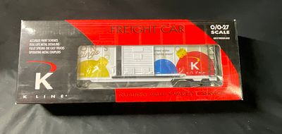 K-Line 2001 O Gauge Christmas Boxcar K641-7406. This is a K-Line brand model train freight car 