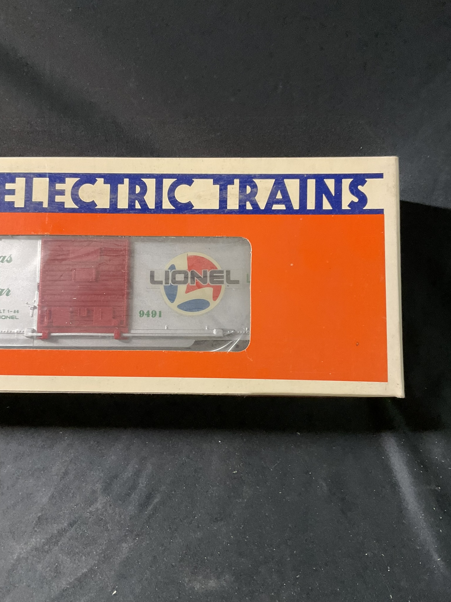 Lionel Model 6-9491 Christmas Boxcar 1986