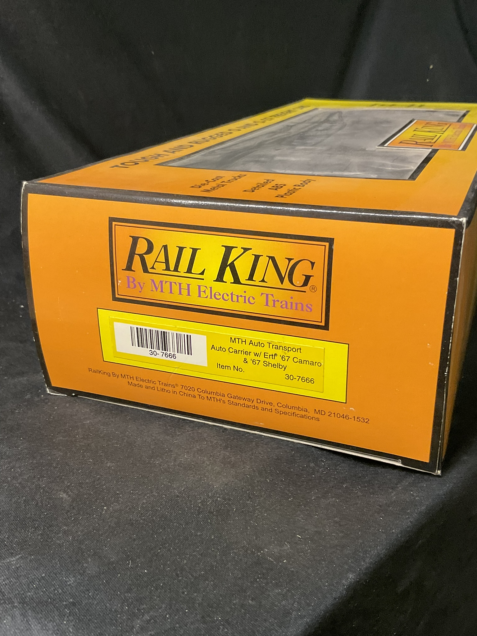 MTH RailKing O-Gauge Auto Transport Freight Car with Ertl Die-Cast Vehicles 30-7666