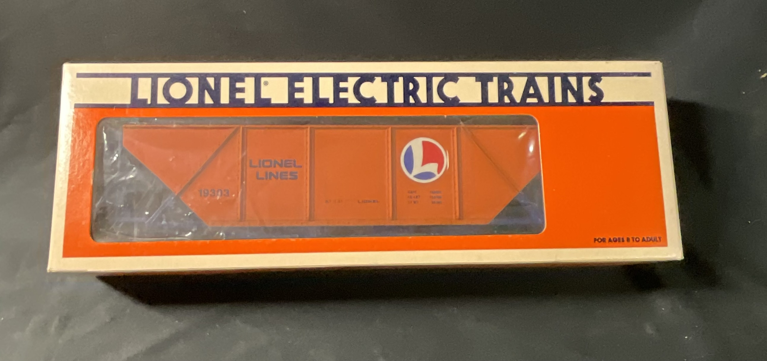 Lionel Electric Trains O-Gauge Lionel Lines Hopper with Coal Load 6-19303