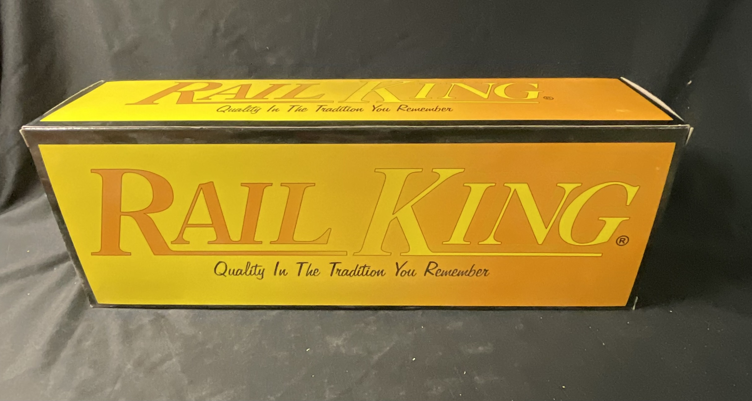 Rail King by MTH Electric Trains 1998 Holiday Boxcar No. 30-7426 in Original Box