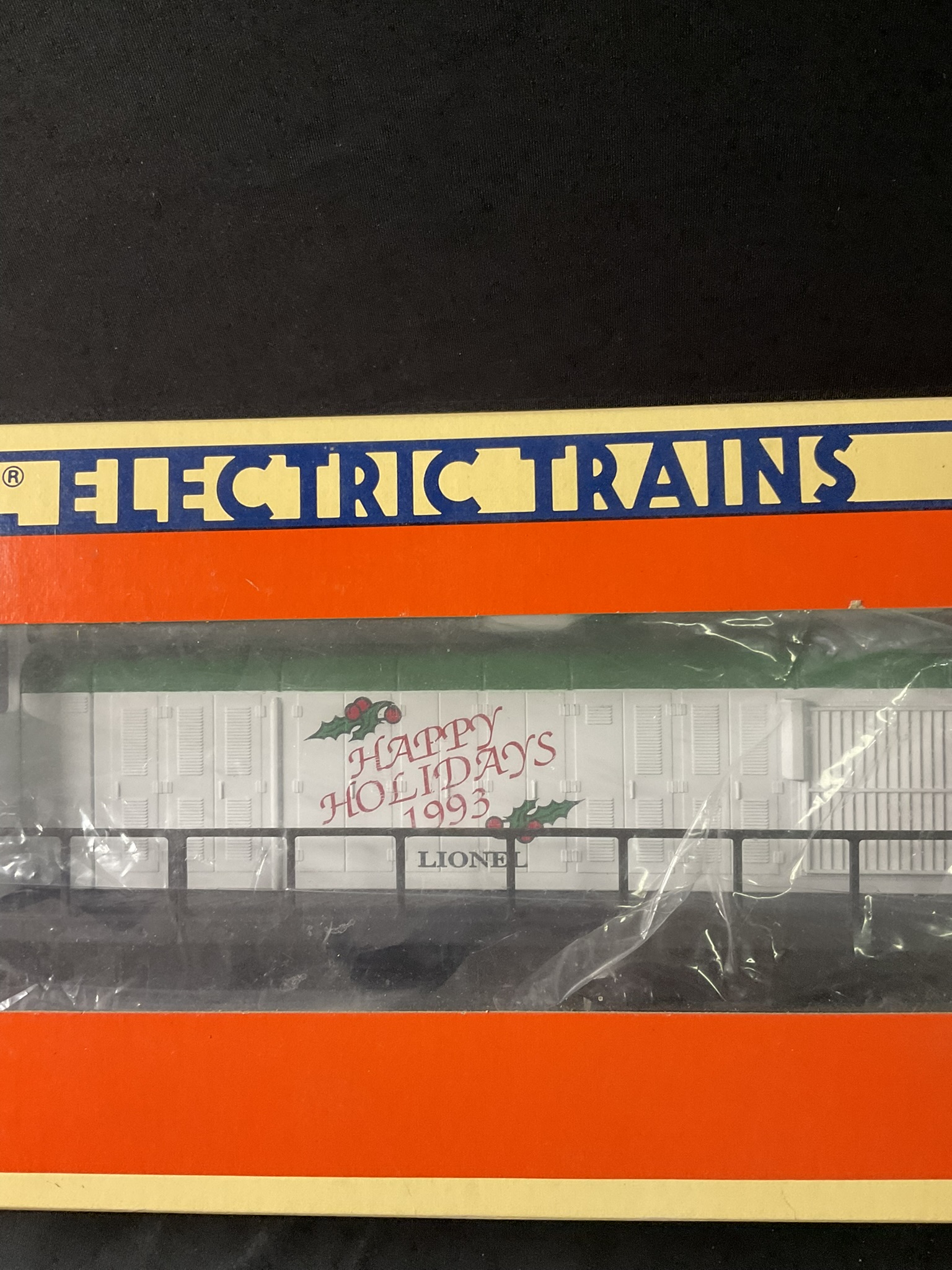 Lionel 6-18827 Christmas RS-3 Diesel Locomotive in Original Box