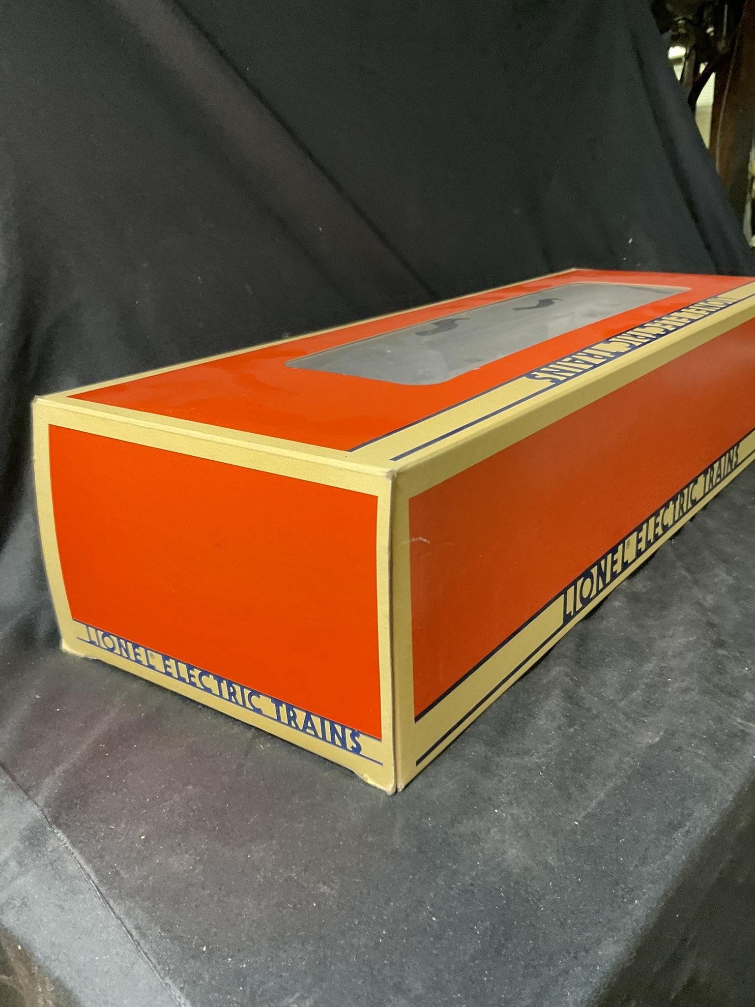 Lionel 6-18827 Christmas RS-3 Diesel Locomotive in Original Box
