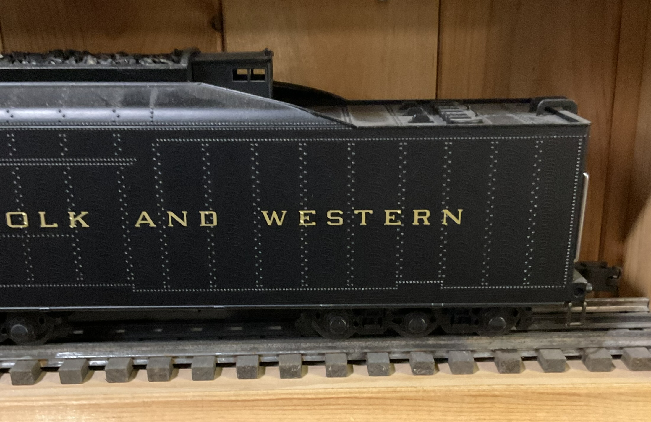 O-Gauge Norfolk and Western 2-8-8-2 Y6b Articulated Steam Locomotive and Tender Number 2197