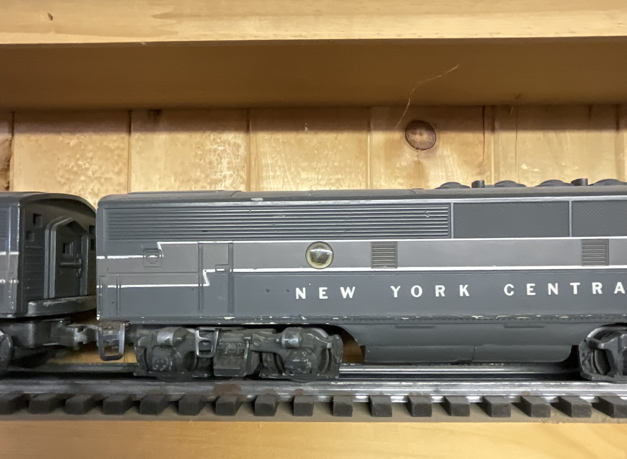 Lionel Postwar New York Central O-Gauge F3 Diesel Locomotive A-B-B-A Four-Unit Set