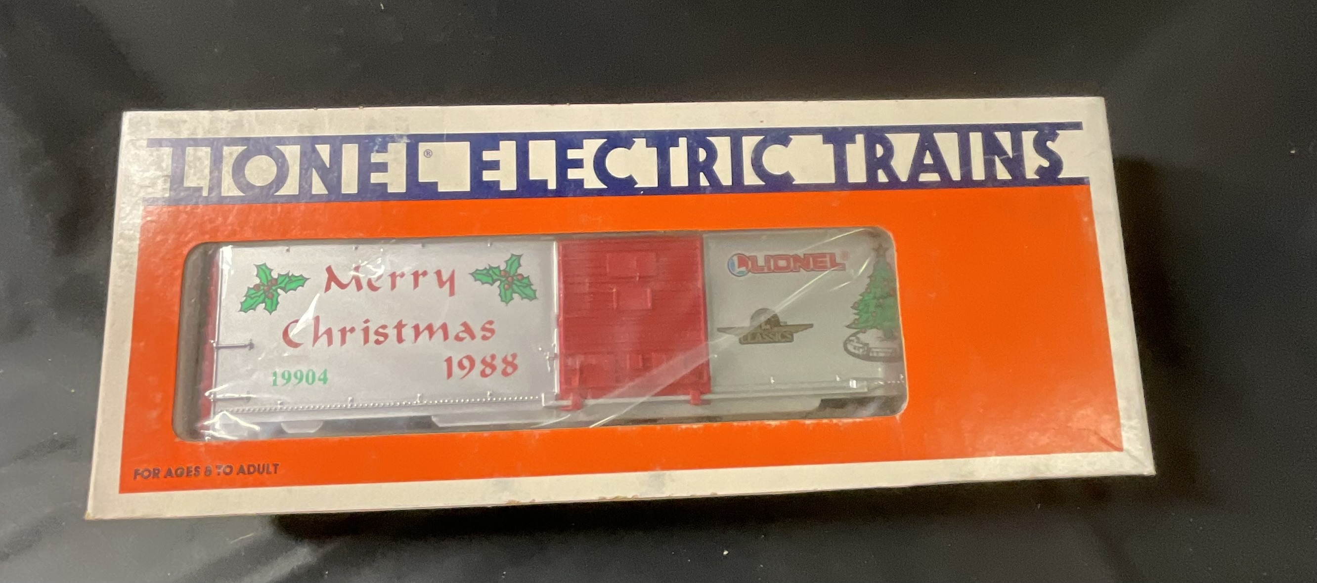 1988 Lionel Christmas Boxcar Model 6-19904 in Original Box