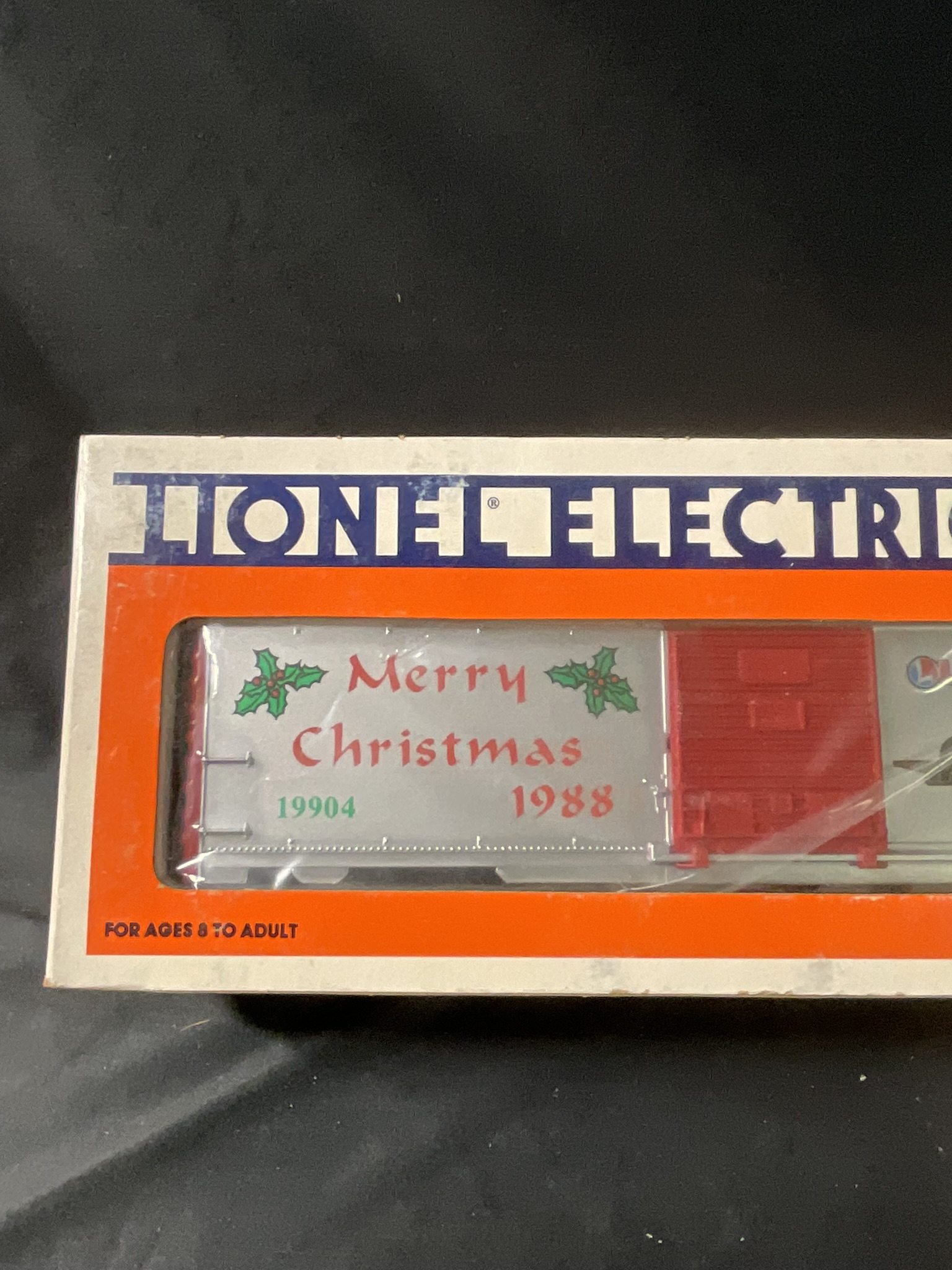 1988 Lionel Christmas Boxcar Model 6-19904 in Original Box