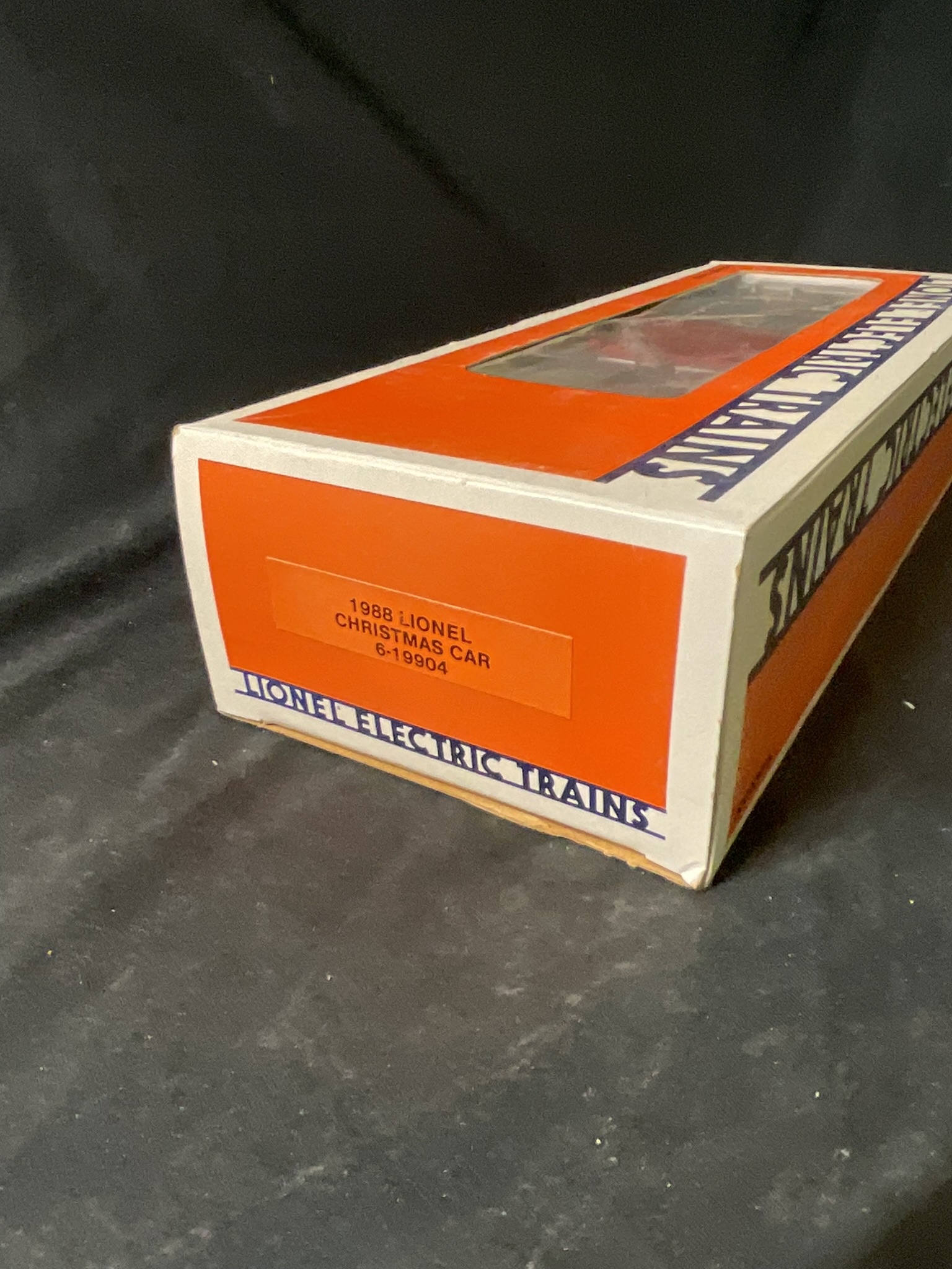 1988 Lionel Christmas Boxcar Model 6-19904 in Original Box