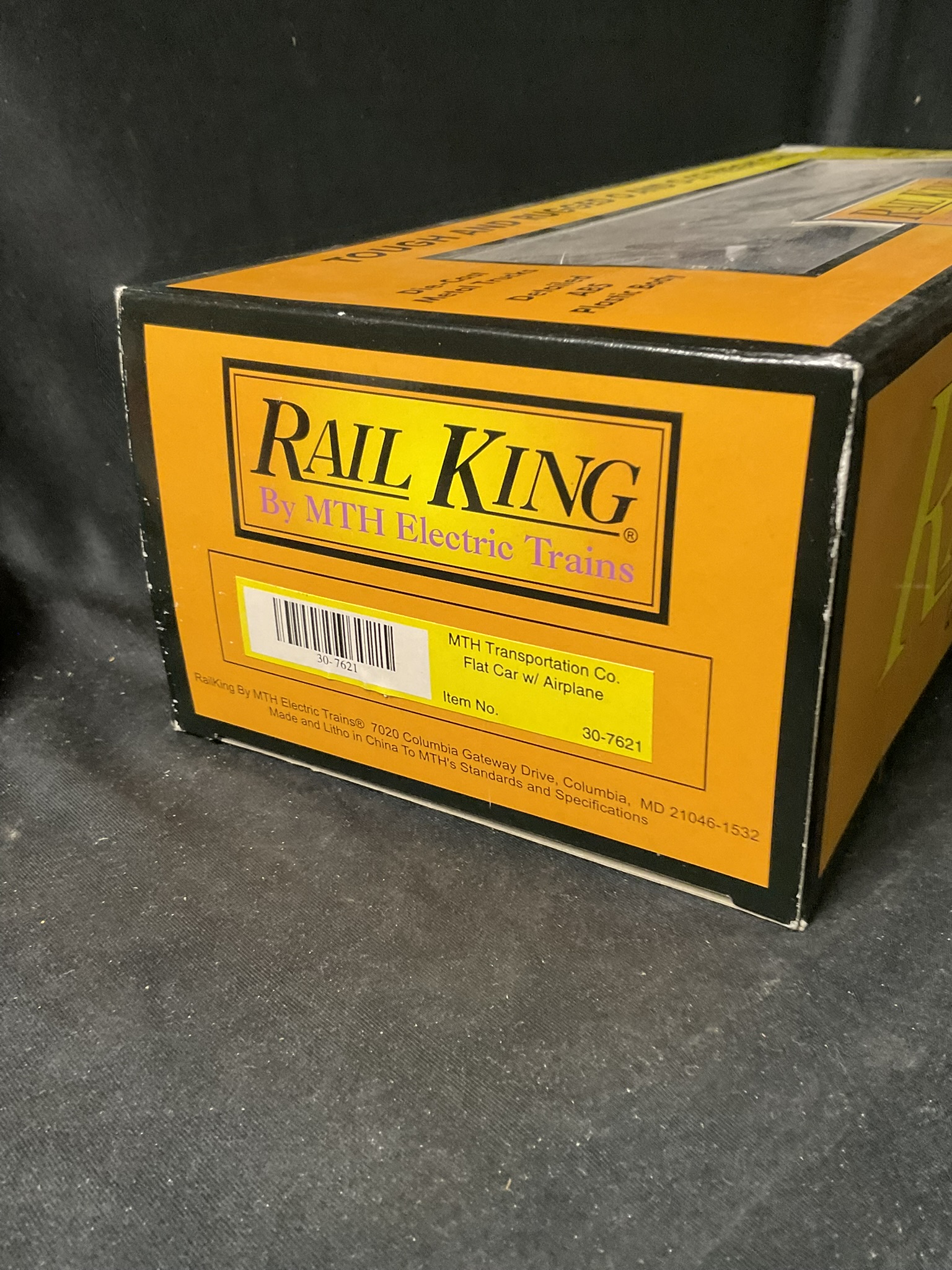 MTH RailKing O-Gauge MTH Transportation Co. Flat Car with Airplane Load 30-7621