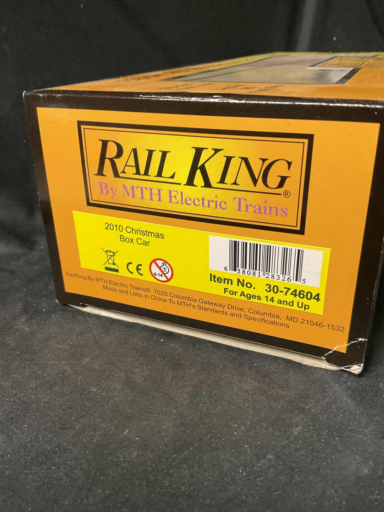 MTH RailKing 2010 Christmas Box Car 30-74604