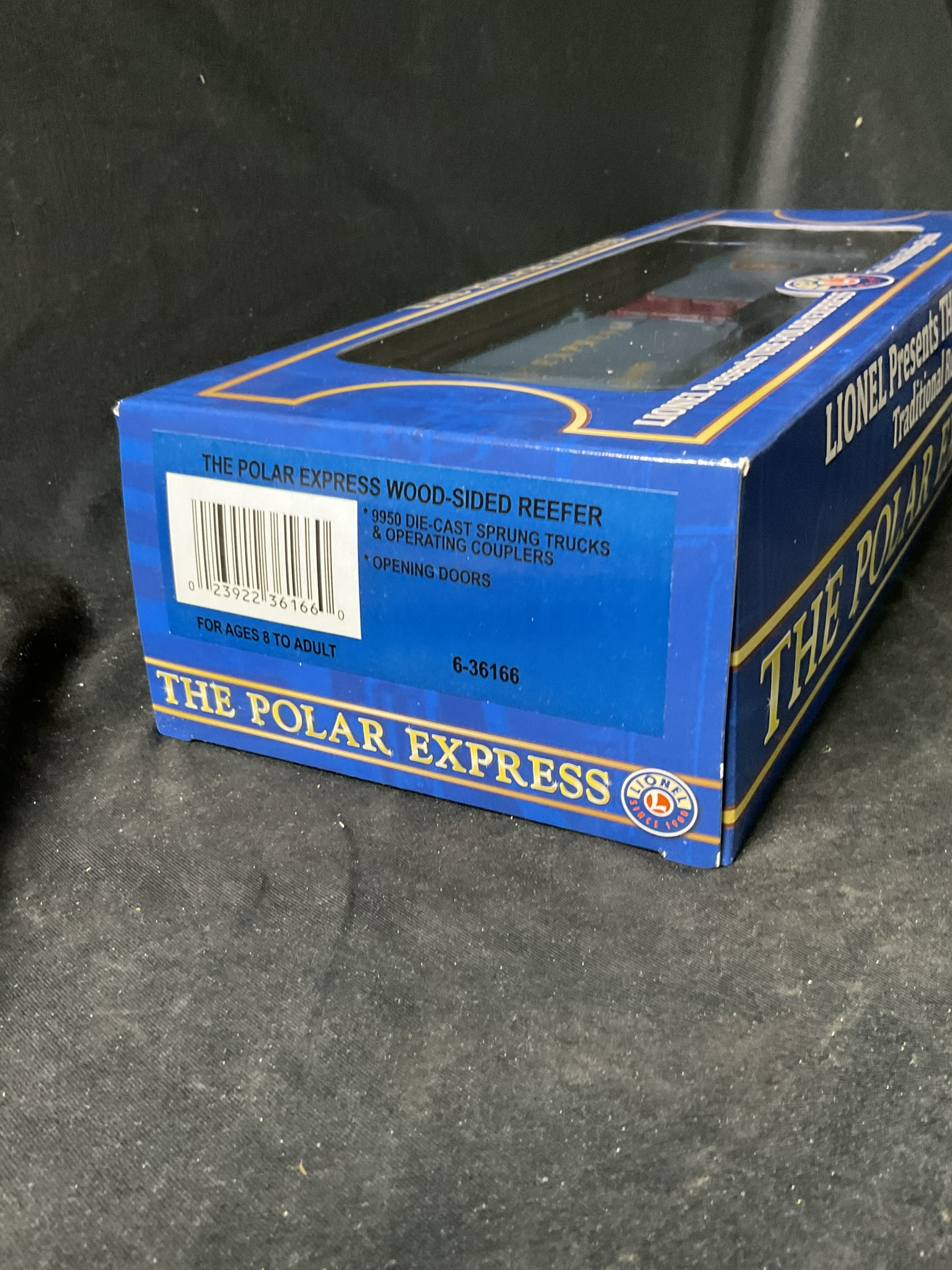 Lionel The Polar Express Wood-Sided Reefer Model 6-36166 in Original Box