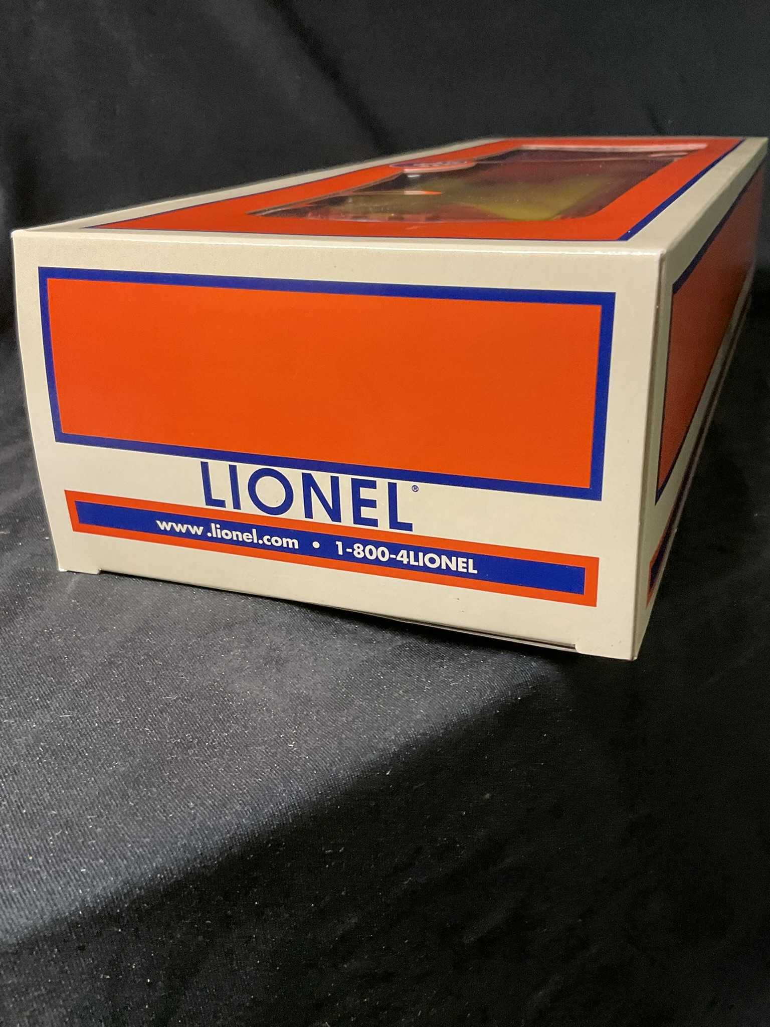Lionel 6-26483 O Gauge Government of Canada ACF 2-Bay Hopper