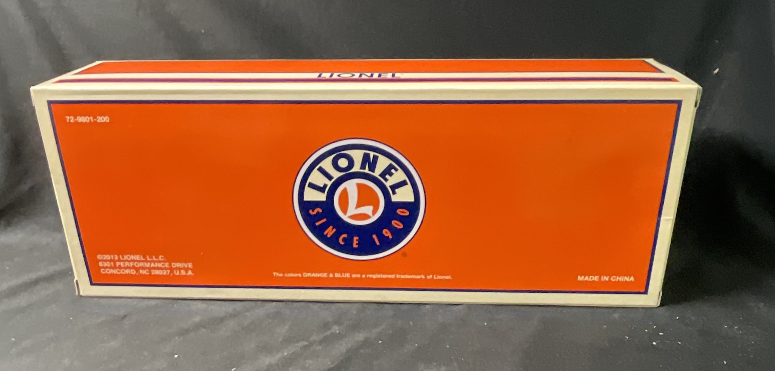 Lionel 6-26483 O Gauge Government of Canada ACF 2-Bay Hopper