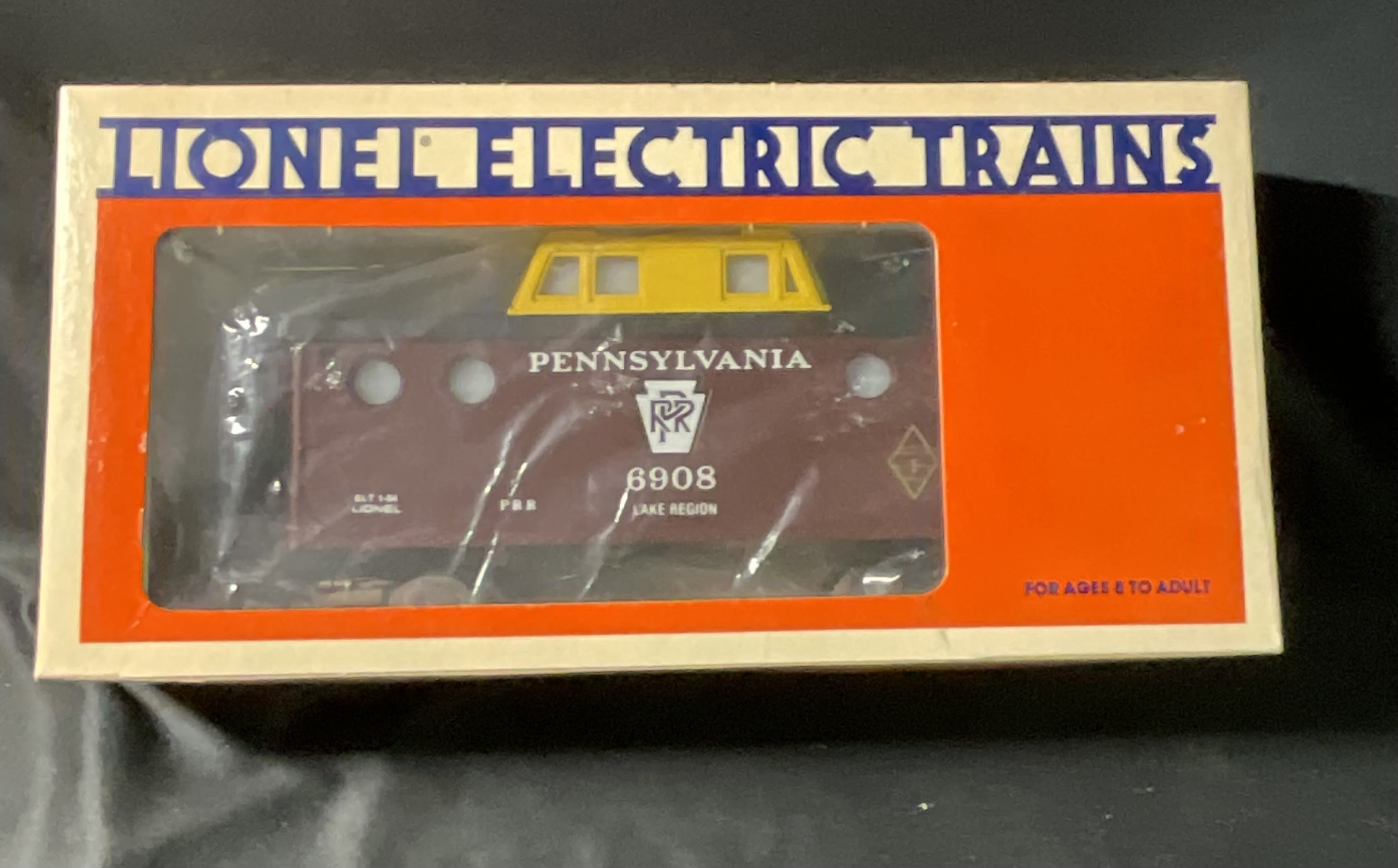 Lionel Pennsylvania Illuminated Porthole Caboose 6-6908 in Original Box
