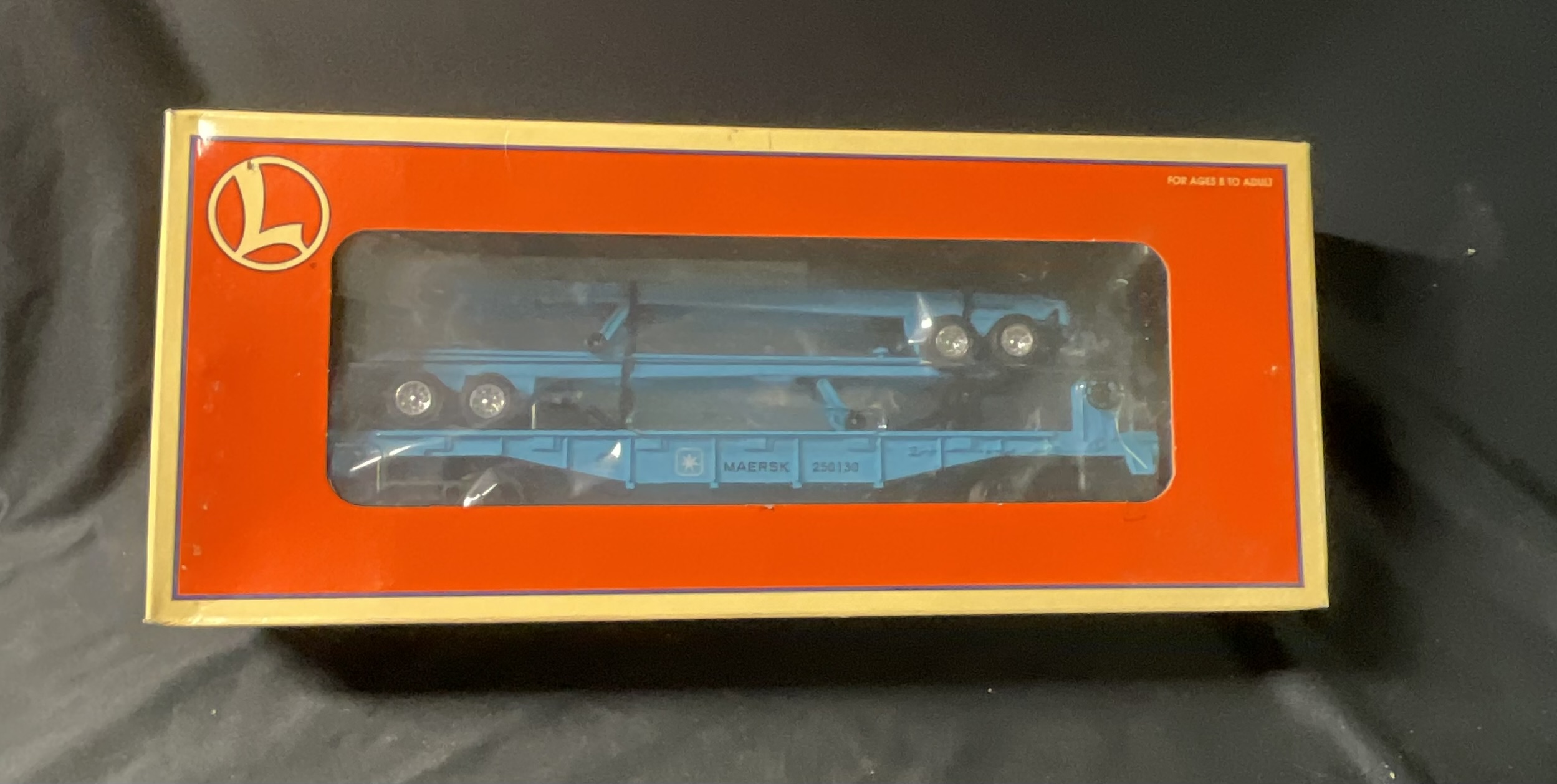 Lionel Maersk Flat Car with Two Trailer Frames Model 6-36092