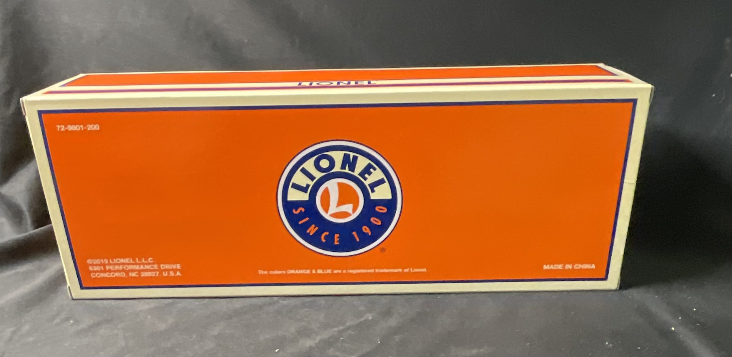 Lionel O-Gauge 2019 Christmas Boxcar 1928490