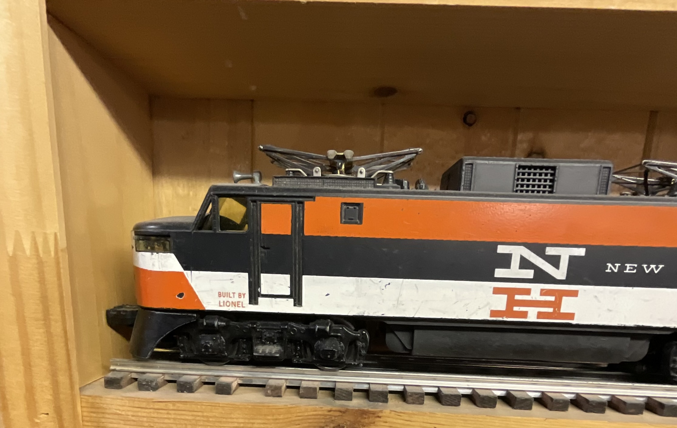 Two Lionel O Gauge Locomotives, Including Postwar New Haven EP-5 No. 2350 and Pennsylvania No. 99 Buckeye Region Switcher