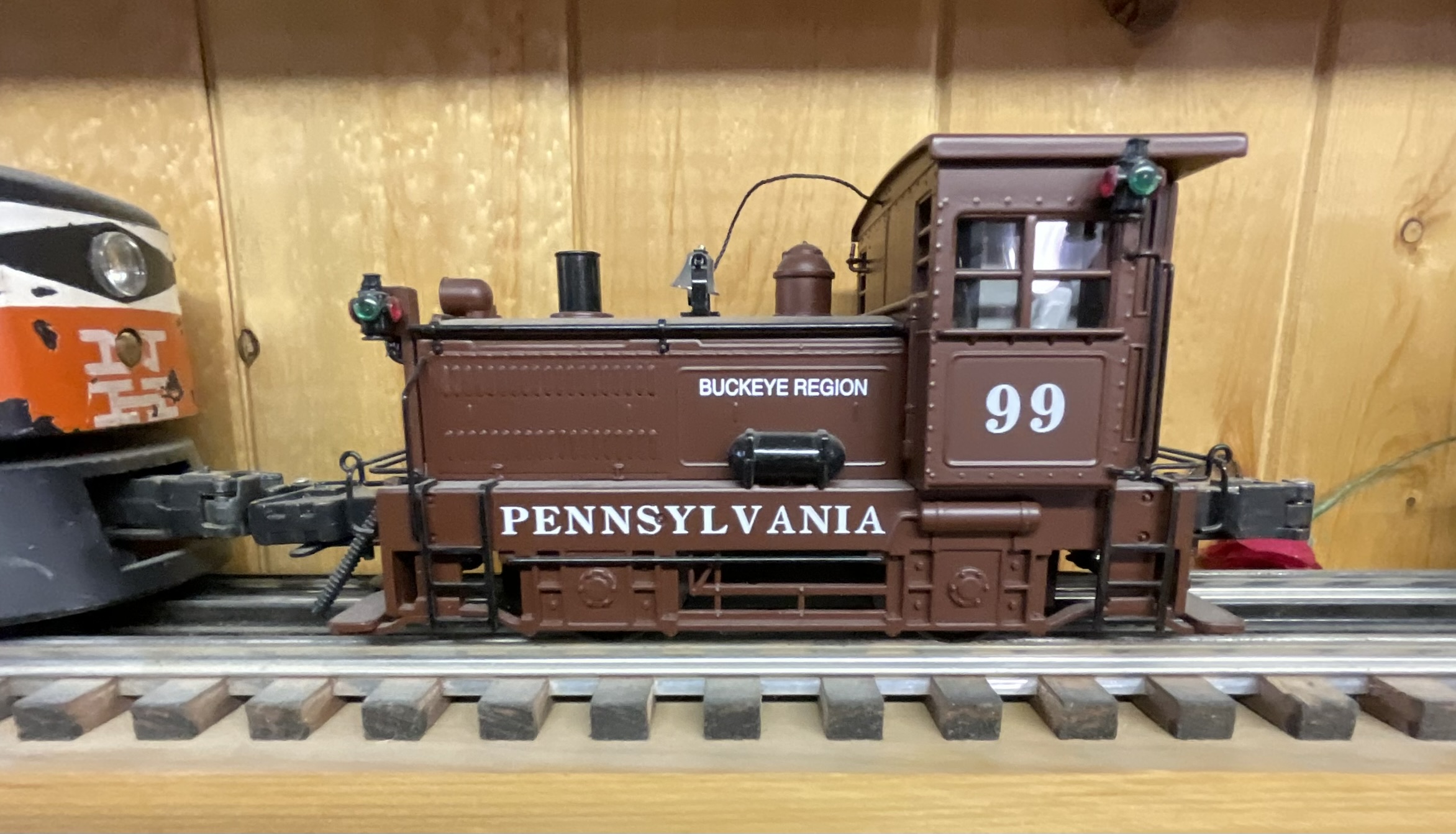 Two Lionel O Gauge Locomotives, Including Postwar New Haven EP-5 No. 2350 and Pennsylvania No. 99 Buckeye Region Switcher