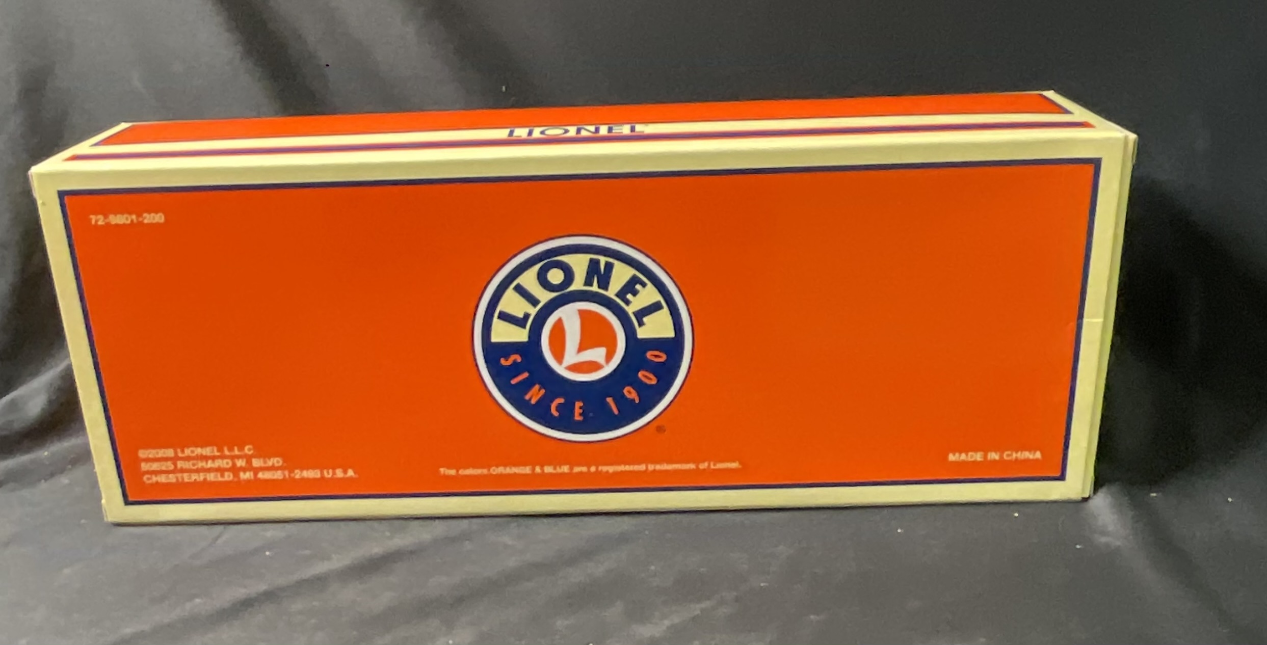 Lionel O-Gauge 6-27080 Visionary in the 50's Vision Boxcar in Original Box