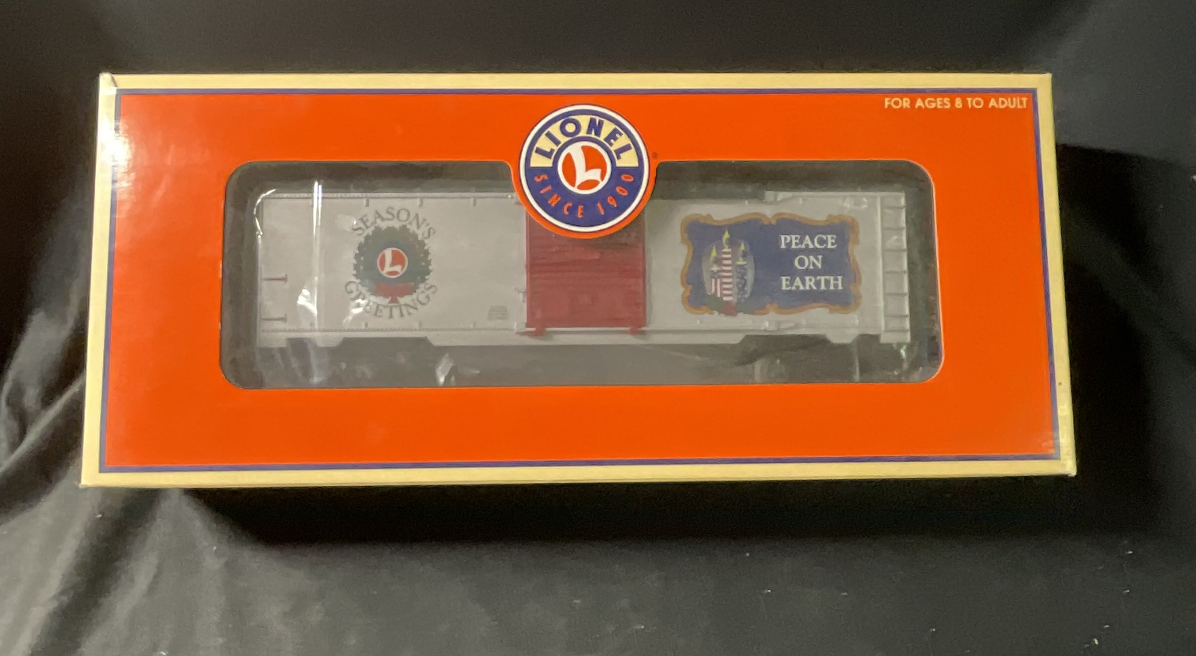 Lionel Model 6-26790 Christmas Lighted Boxcar in Original Box