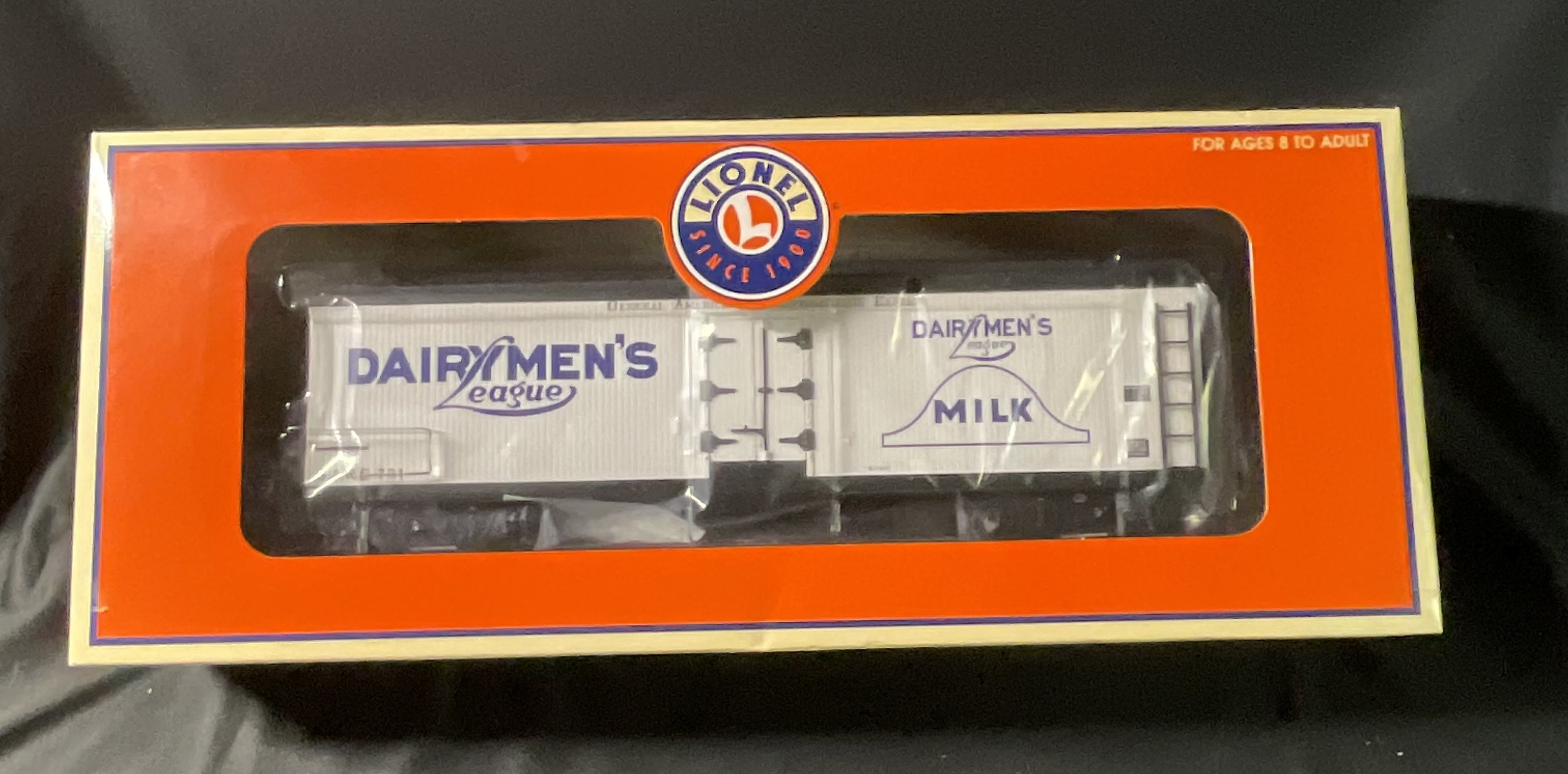 Lionel 6-17371 Dairymen's League Milk Car #781 in Original Box