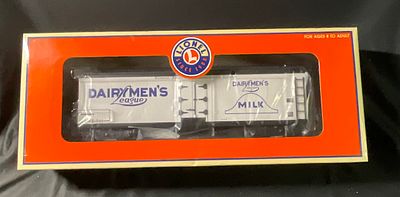 Lionel 6-17371 Dairymen's League Milk Car #781 in Original Box. This Lionel O-gauge model train 