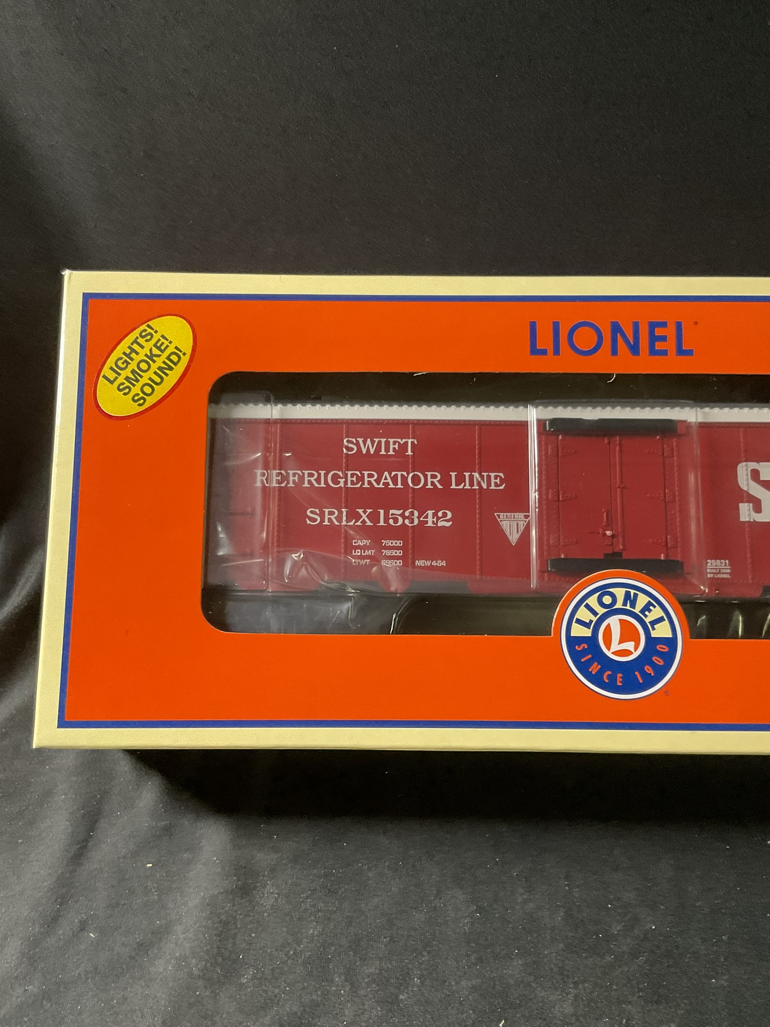 Lionel 6-29831 Swift Hot Box Reefer Model Train Car