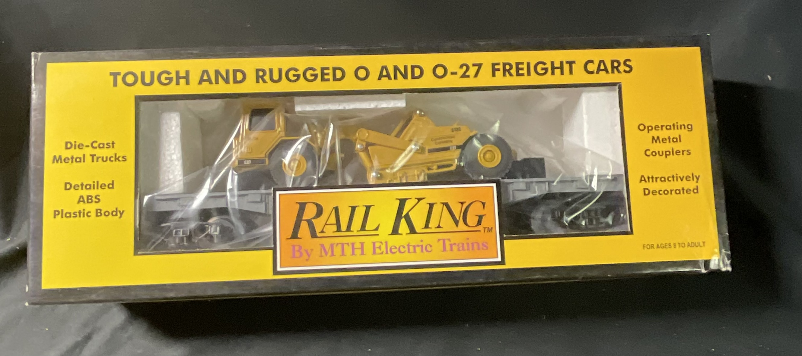RailKing by MTH Electric Trains O-Gauge Flatcar with Ertl Earth Mover Item Number 30-7616