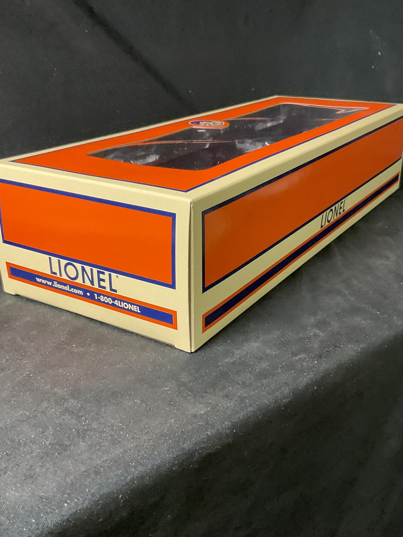 Lionel Hershey's Chocolate Syrup Single Dome Tank Car, 6-29643