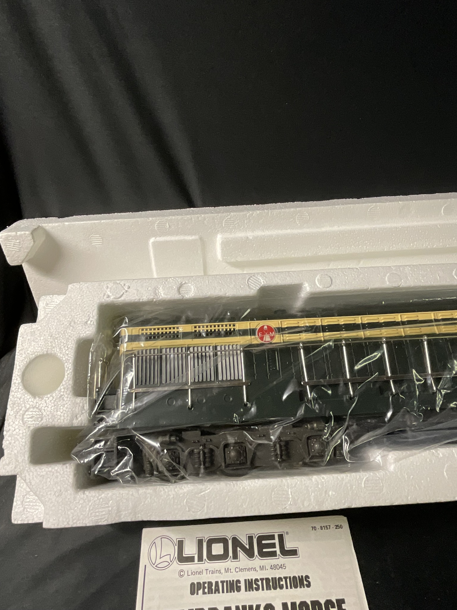 Lionel 6-8687 Jersey Central Fairbanks Morse Train Master Diesel Locomotive O-Gauge
