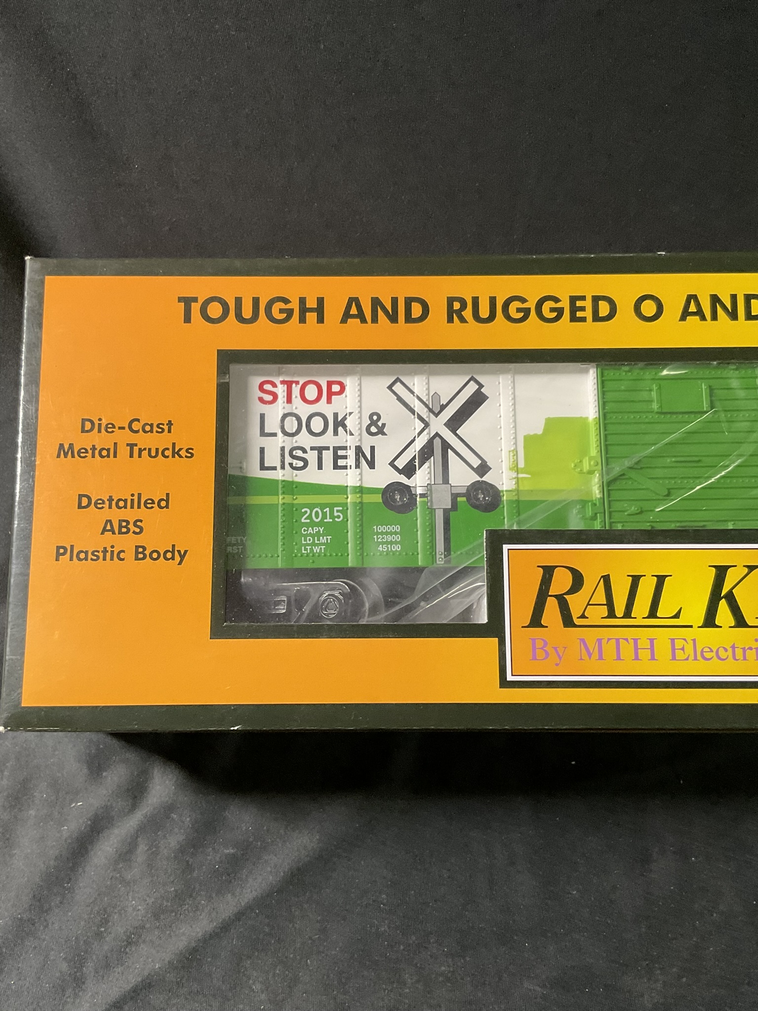 MTH RailKing O Gauge General Electric Box Car with Blinking LEDs No. 30-74819