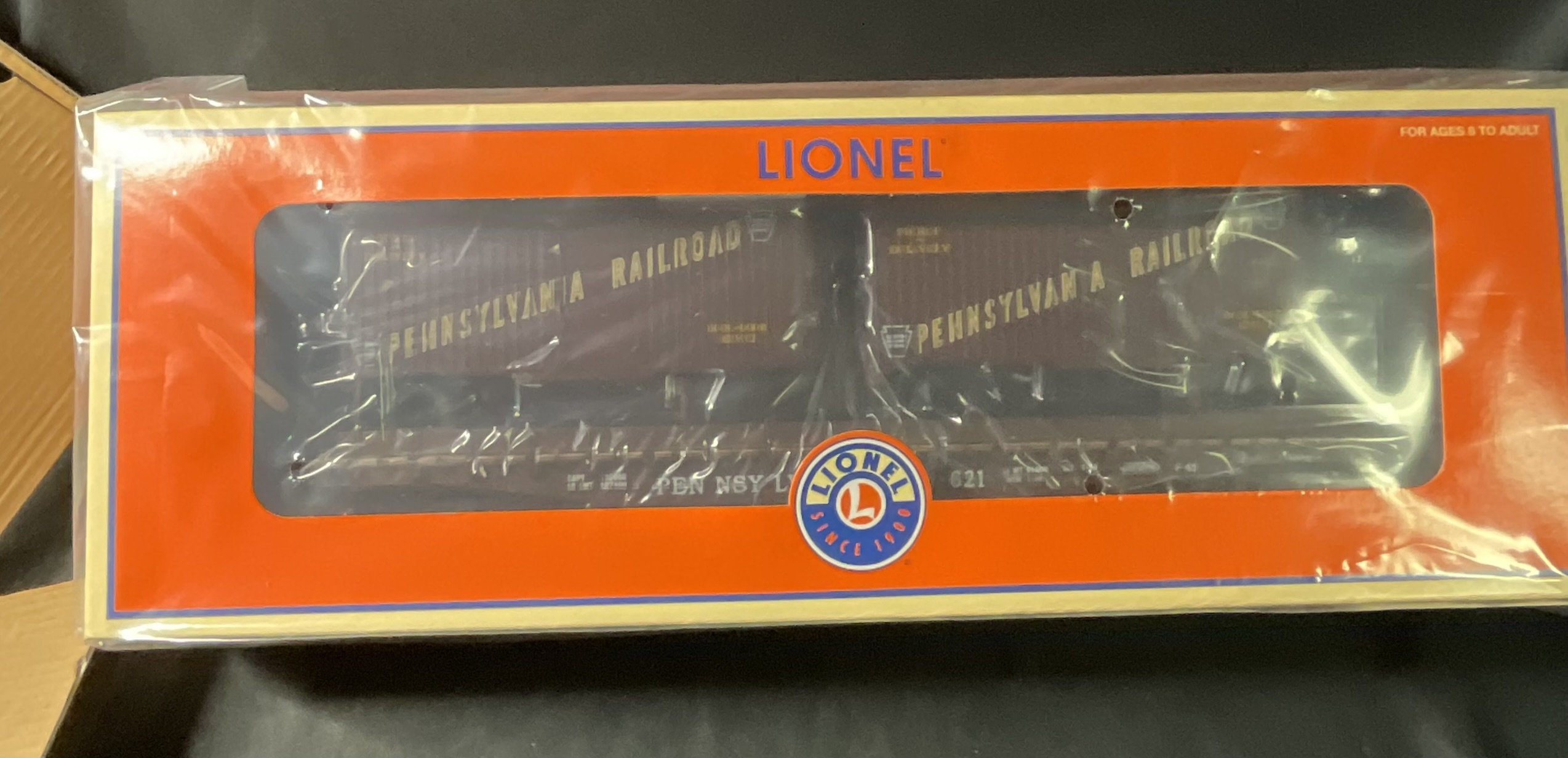 A Pair of Lionel Pennsylvania Railroad PS-4 Flatcars with Piggyback Trailers 6-21861