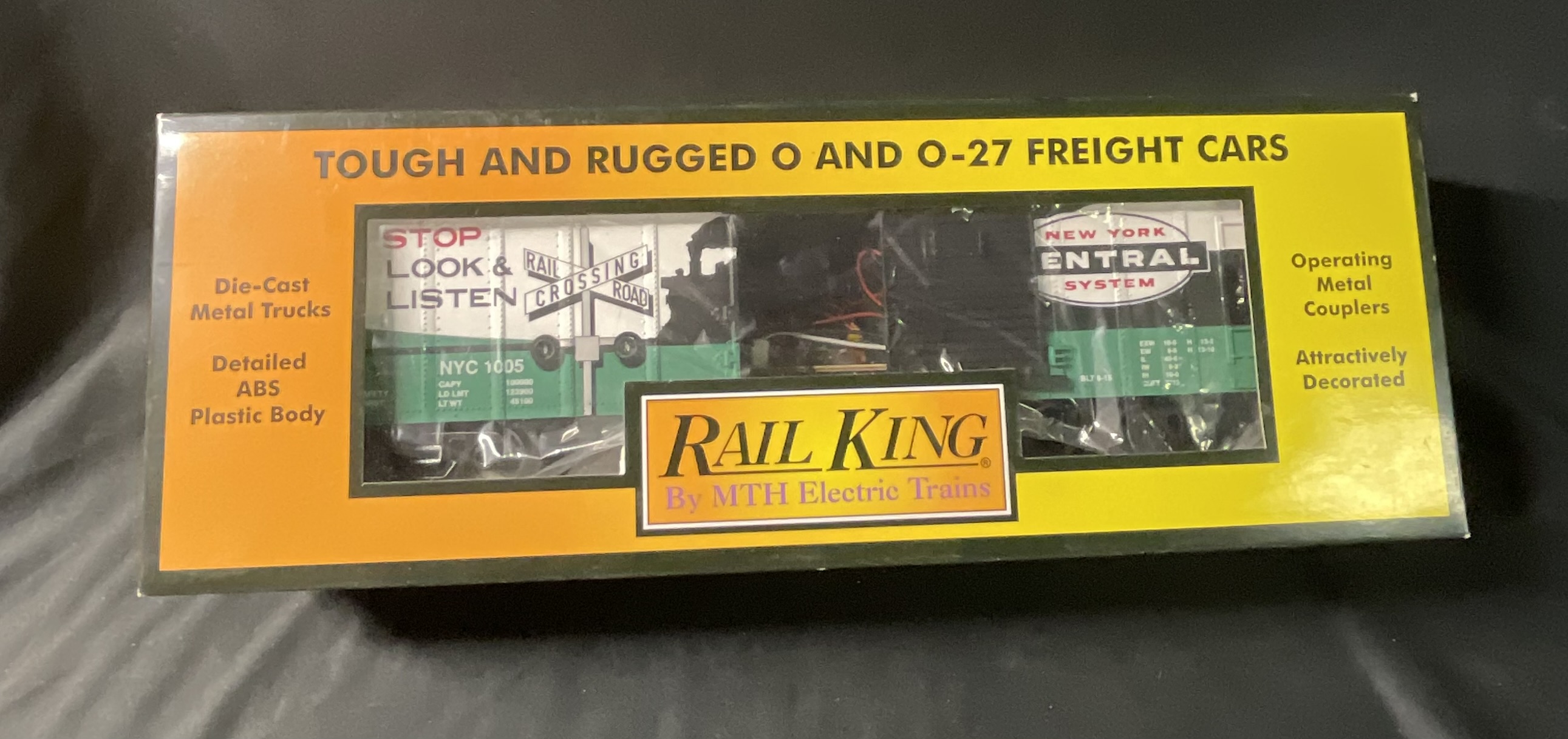 MTH RailKing New York Central Box Car with Blinking LEDs 30-74827