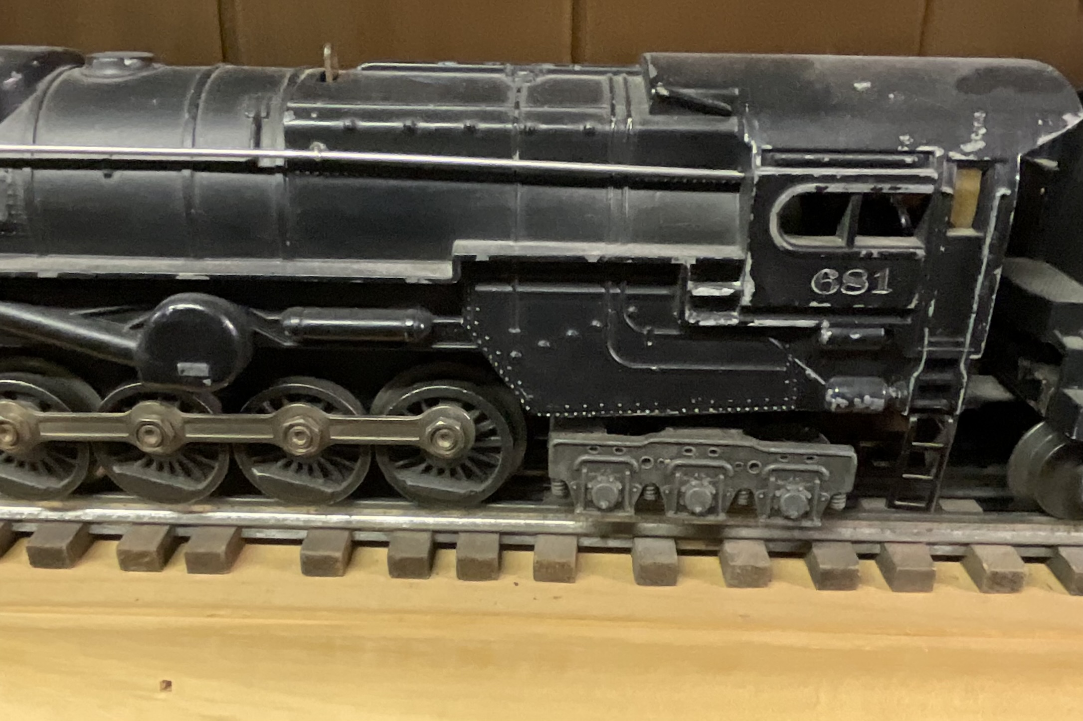 Lionel Postwar O-Gauge #681 S-2 Steam Turbine Locomotive and Tender