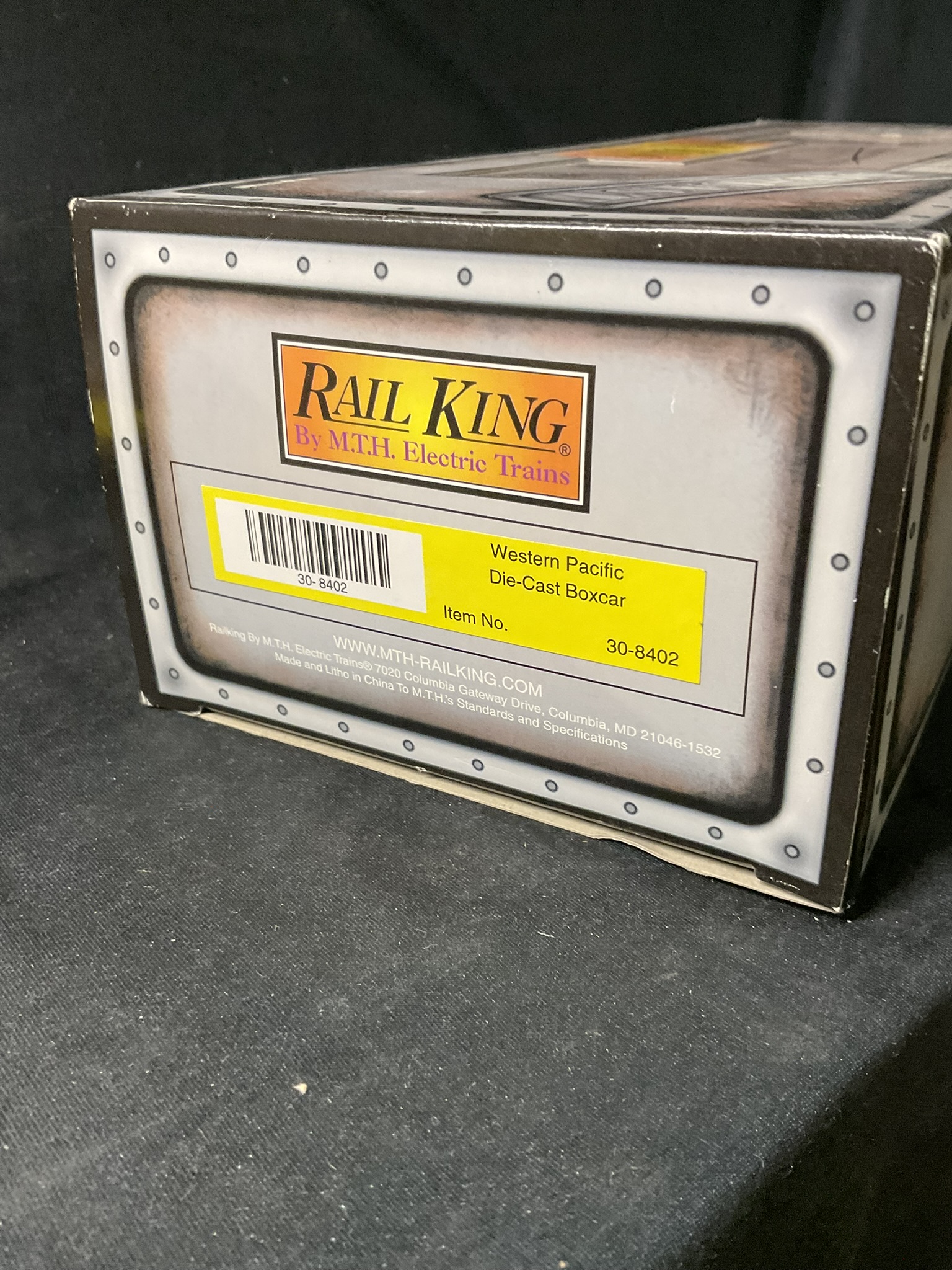 M.T.H. Rail King O Gauge Western Pacific Boxcar 30-8402
