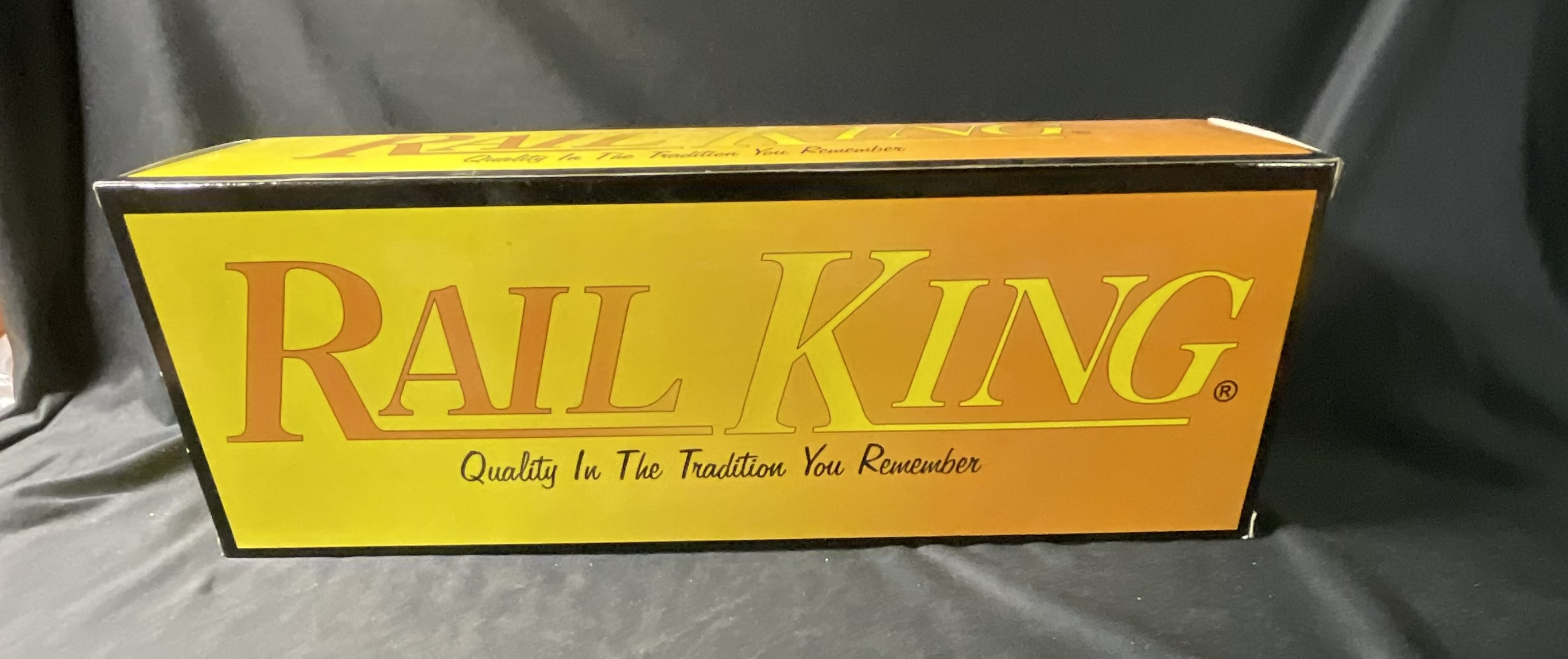 RailKing by MTH Electric Trains O Gauge Auto Transport Flatcar with Ertl 1970 Novas 30-7661