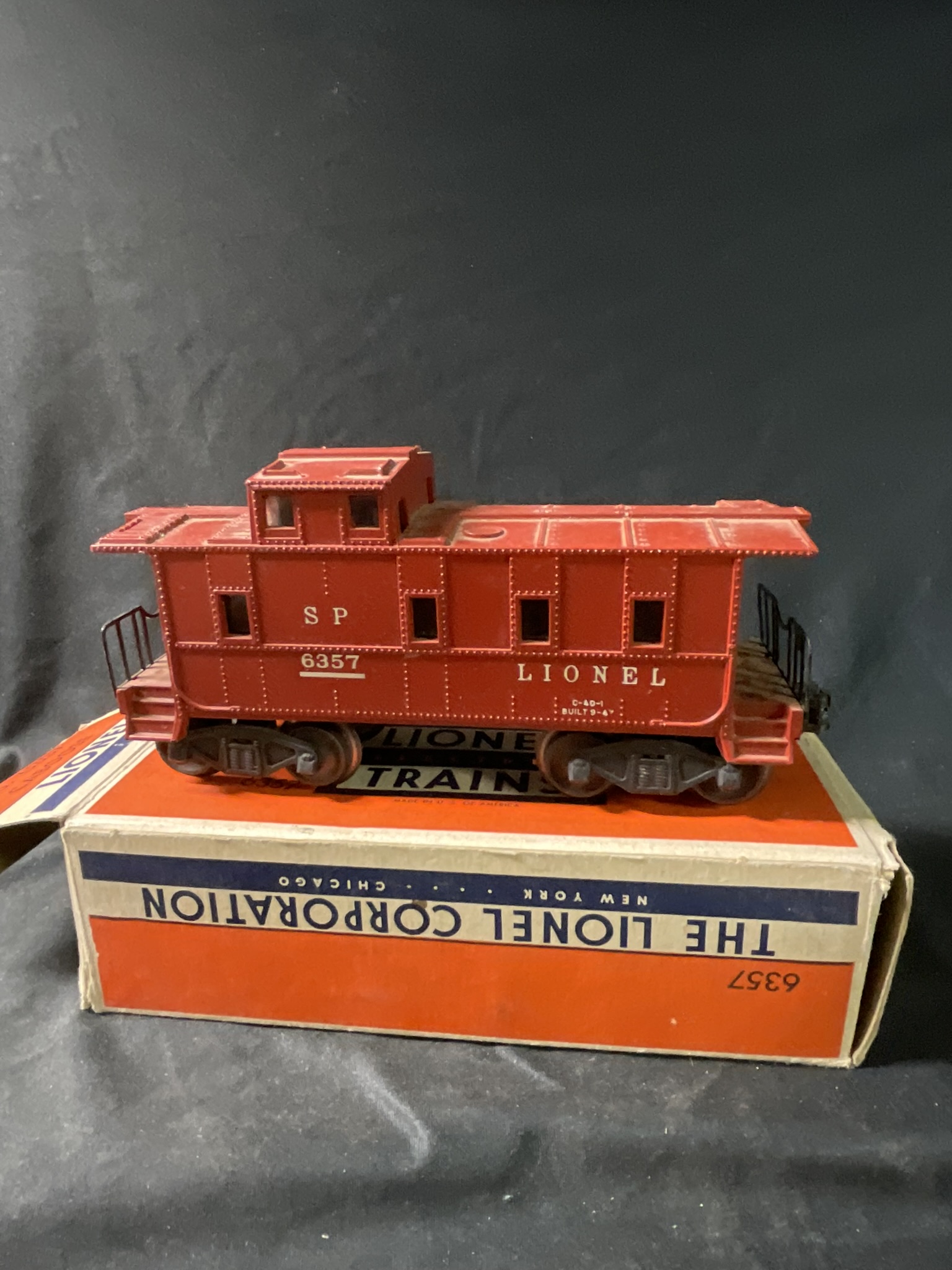 Lionel Postwar No. 6357 Southern Pacific Illuminated Caboose with Original Box